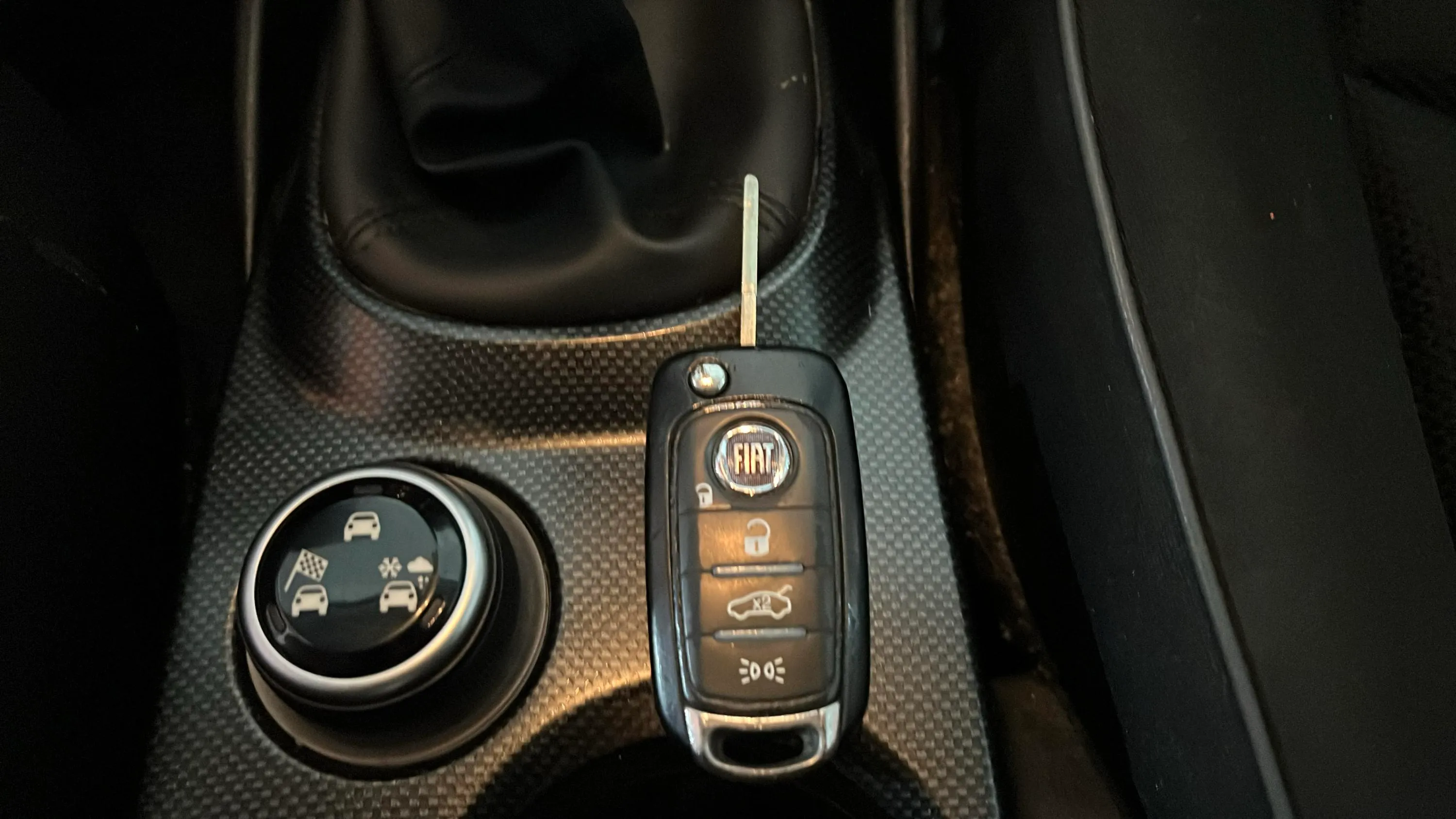 Fiat 500X City Cross 1.3 MultiJet 4x2 - foto 17