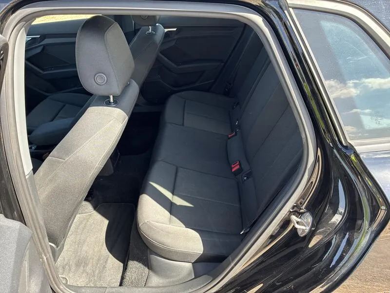 Audi A3 Sportback 30 TFSI - foto 21