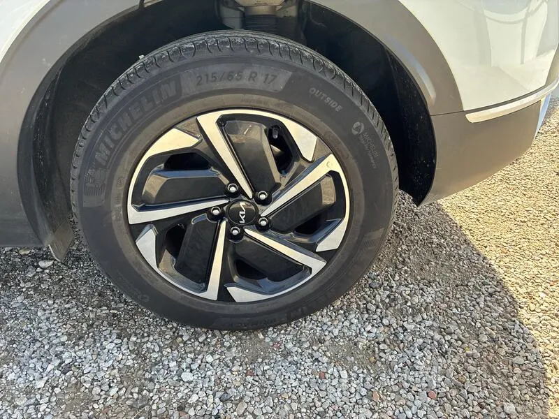 Kia Sportage 1.6 T-GDi Drive - foto 14