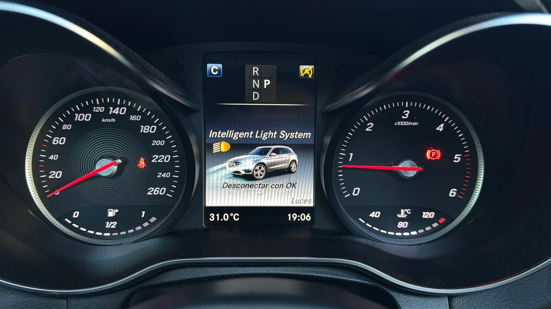 Mercedes-Benz GLC 250 d 4MATIC - foto 11
