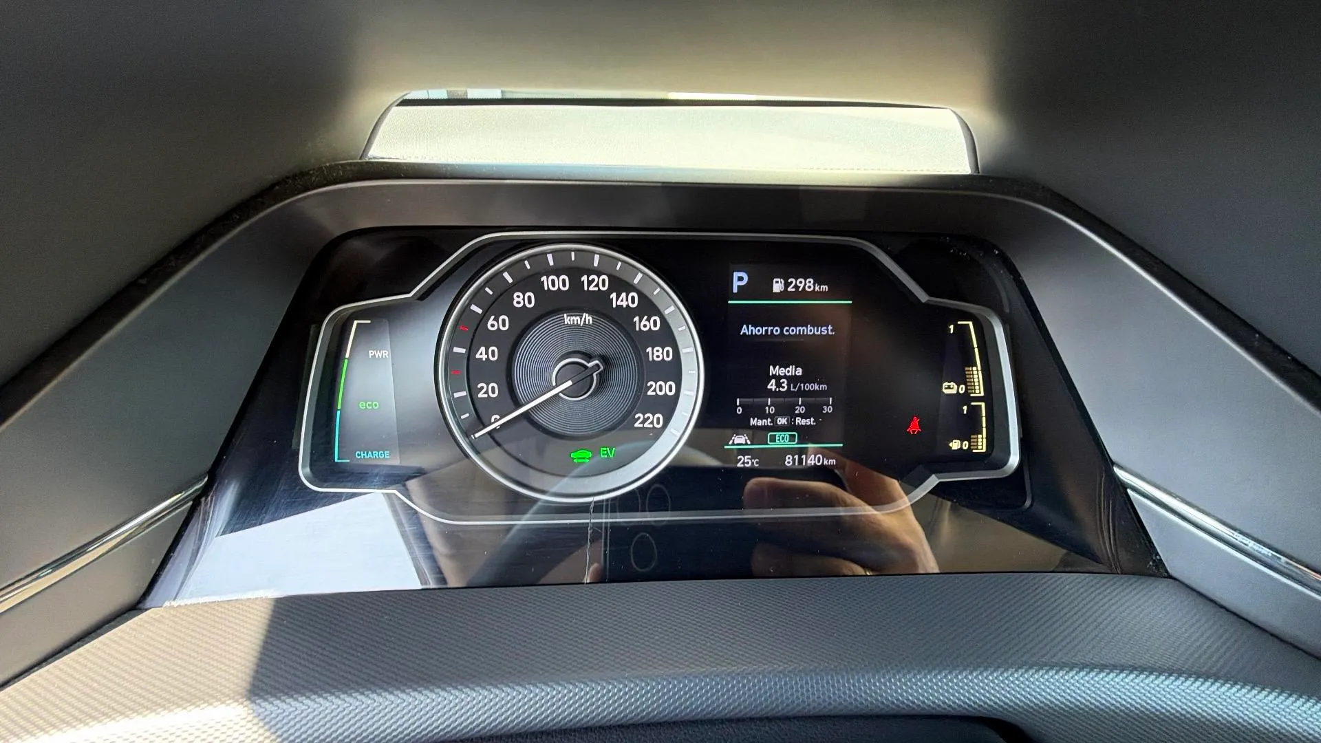 Hyundai Ioniq 1.6 GDI HEV Klass DCT - foto 11