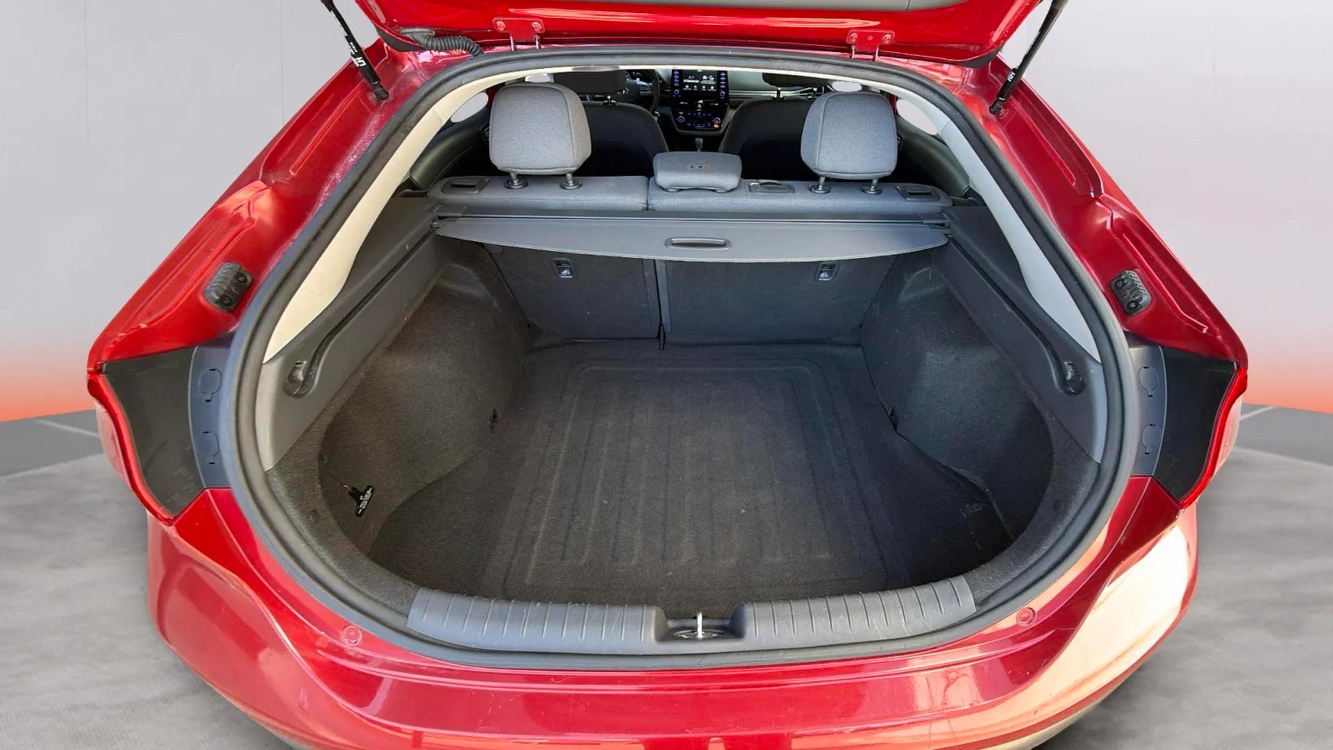 Hyundai Ioniq 1.6 GDI HEV Klass DCT - foto 15
