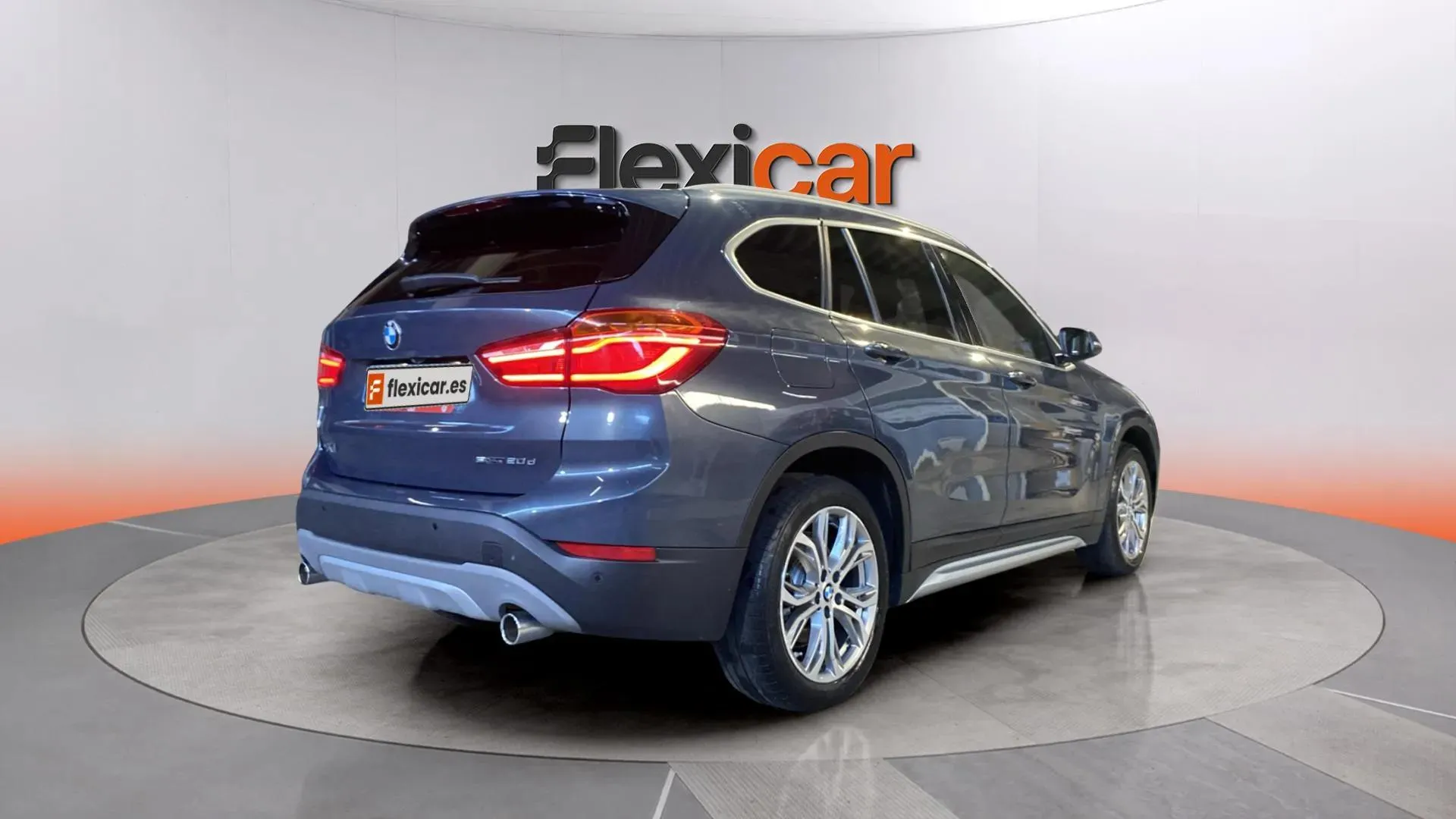 BMW X1 sDrive20dA - foto 7