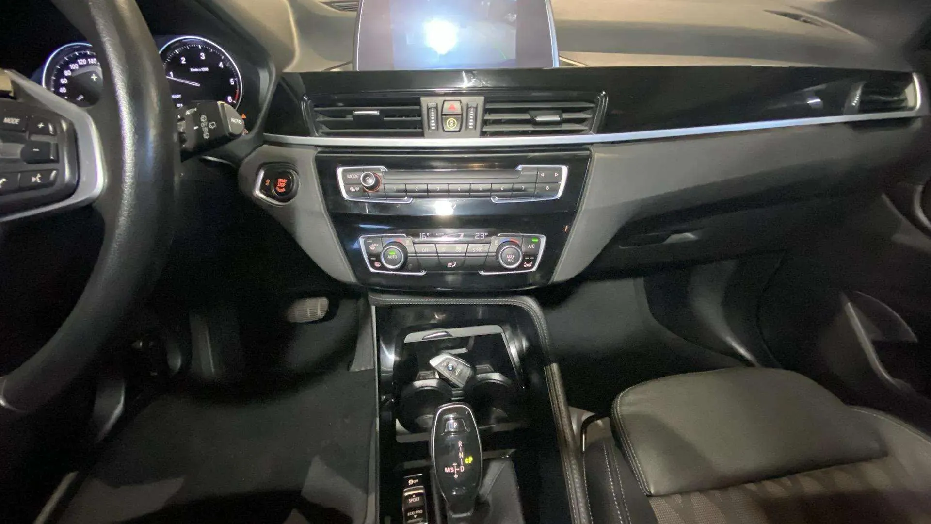 BMW X1 sDrive20dA - foto 13