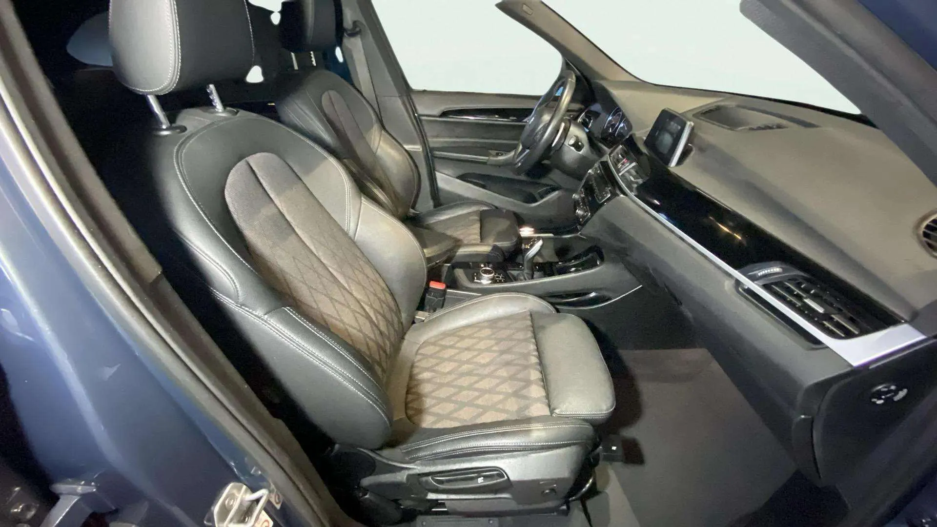 BMW X1 sDrive20dA - foto 14