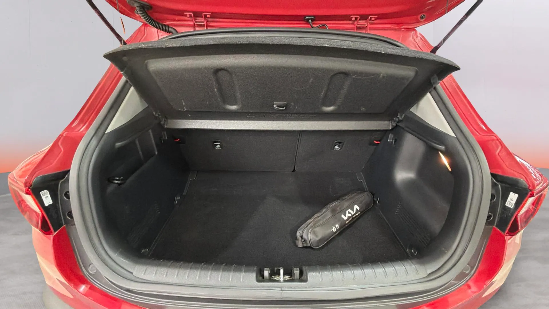 Kia Stonic 1.0 T-GDi MHEV iMT Concept - foto 13
