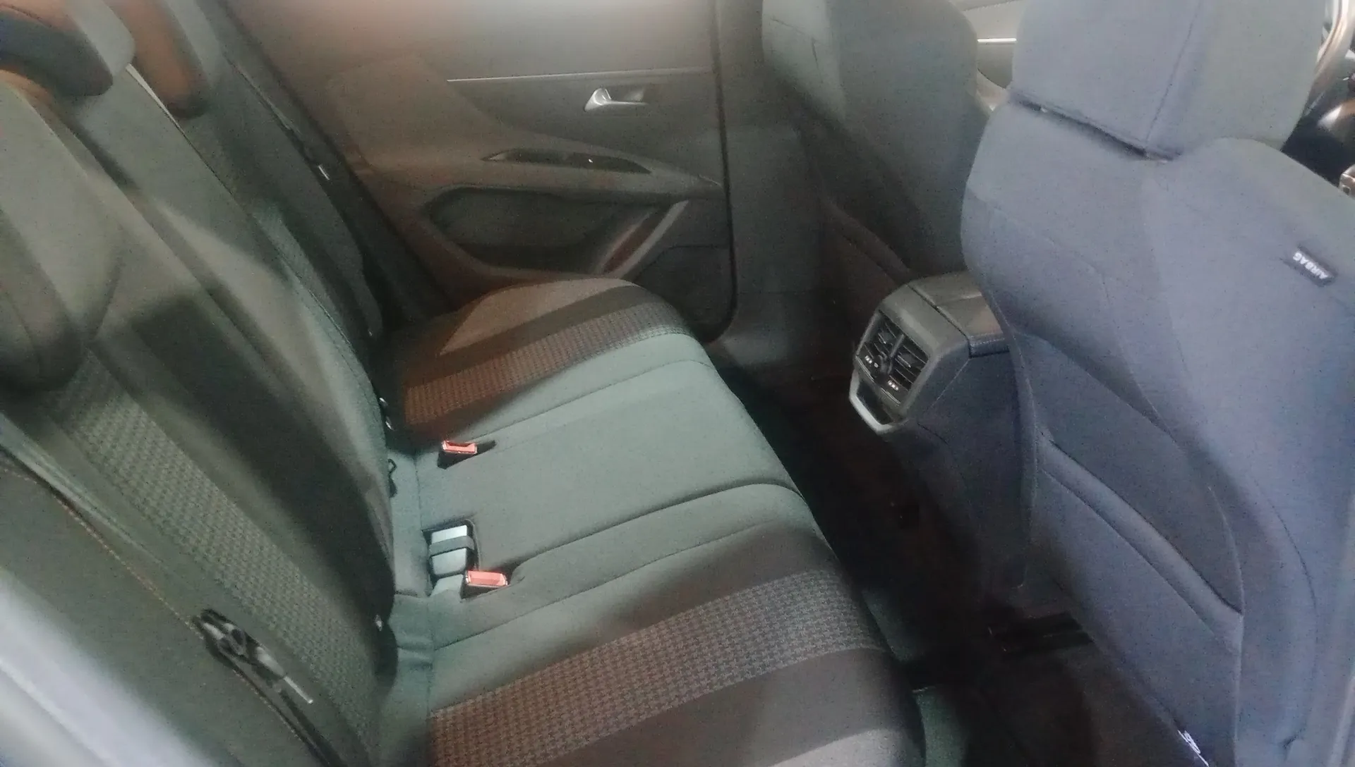 Peugeot 3008 1.5 BlueHDi Active - foto 8