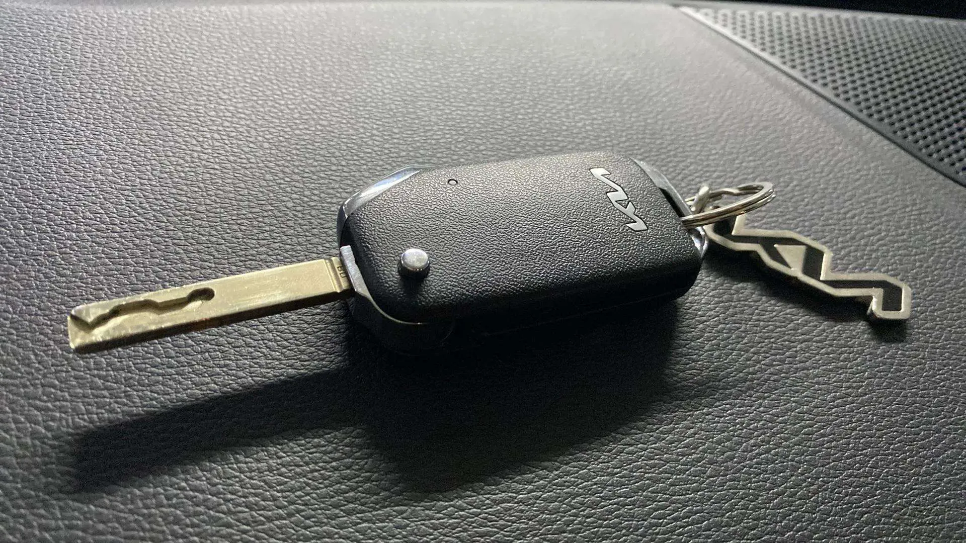 Kia Sportage 1.6 T-GDi HEV Tech 4x2 - foto 20