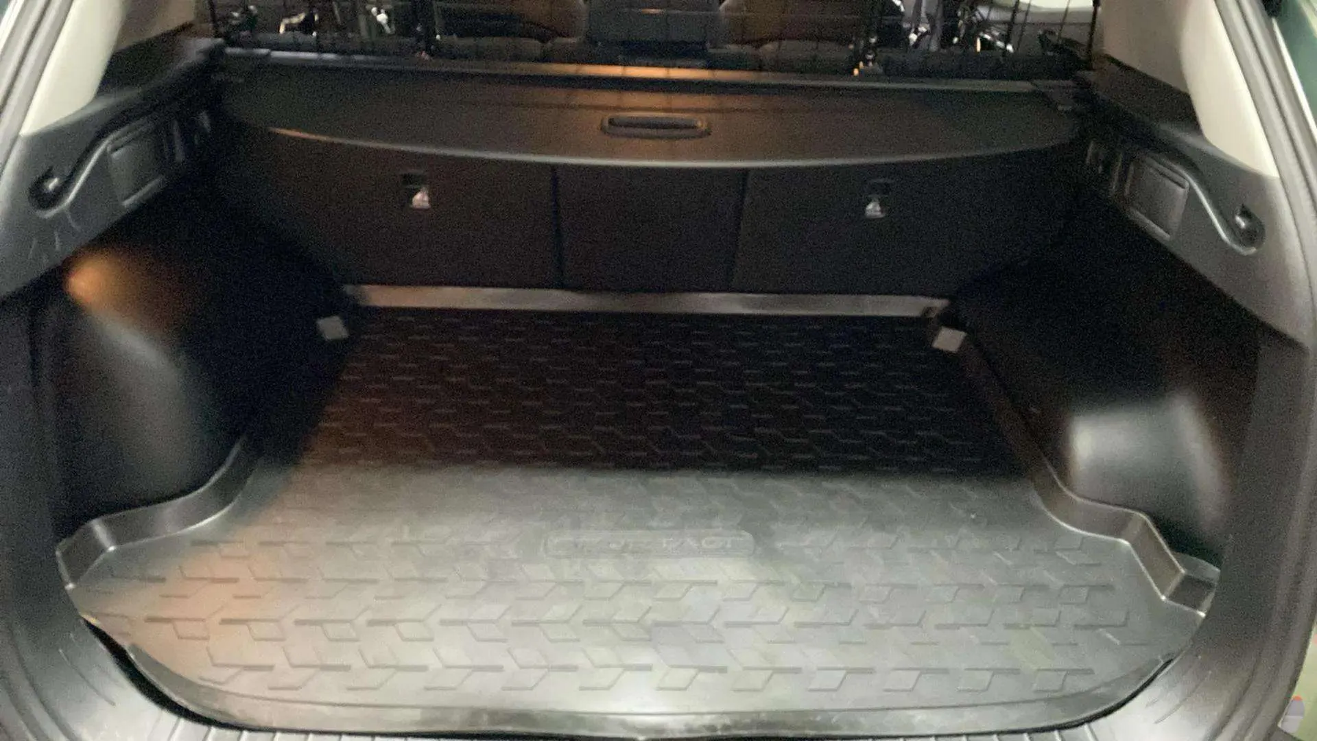 Kia Sportage 1.6 T-GDi HEV Tech 4x2 - foto 29