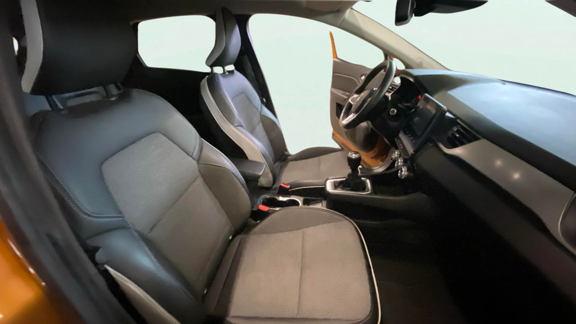 Renault Captur Zen dCi - foto 11