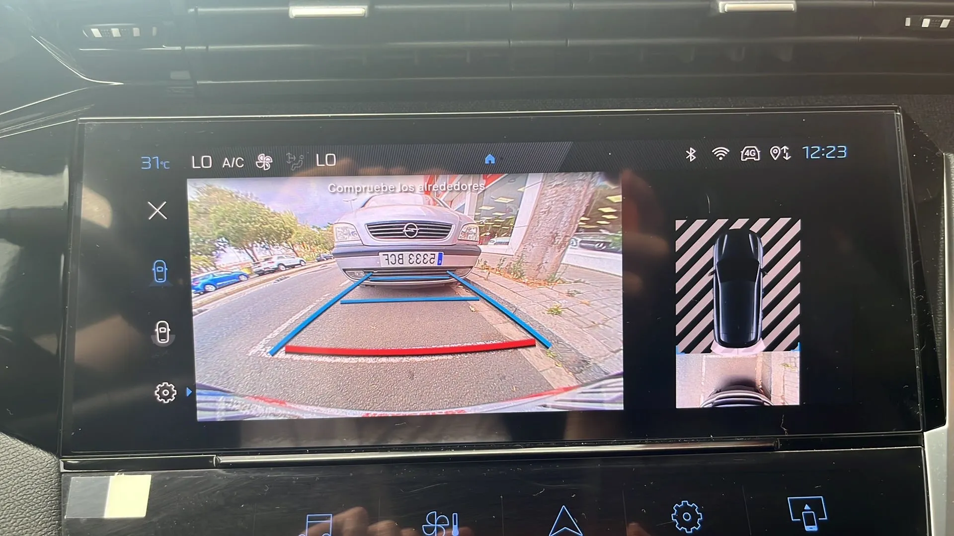 Peugeot 308 Allure Pack PureTech 130 - foto 19