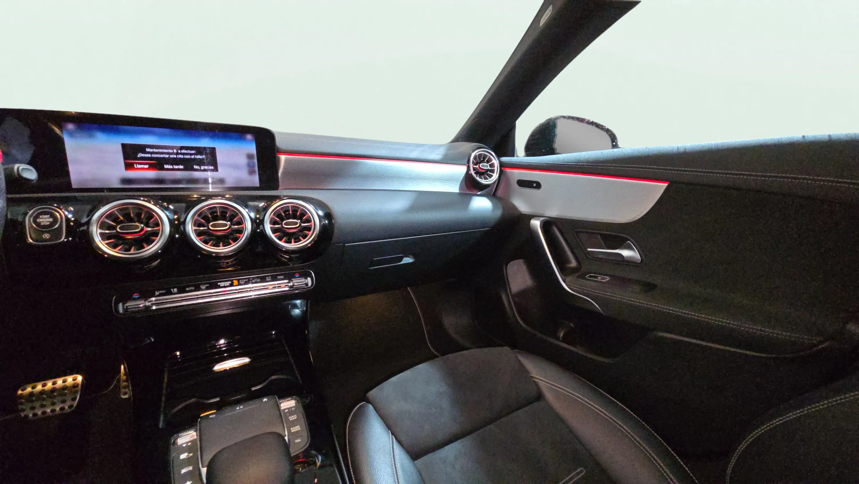 Mercedes-Benz CLA 200 D DCT Shooting Brake - foto 15
