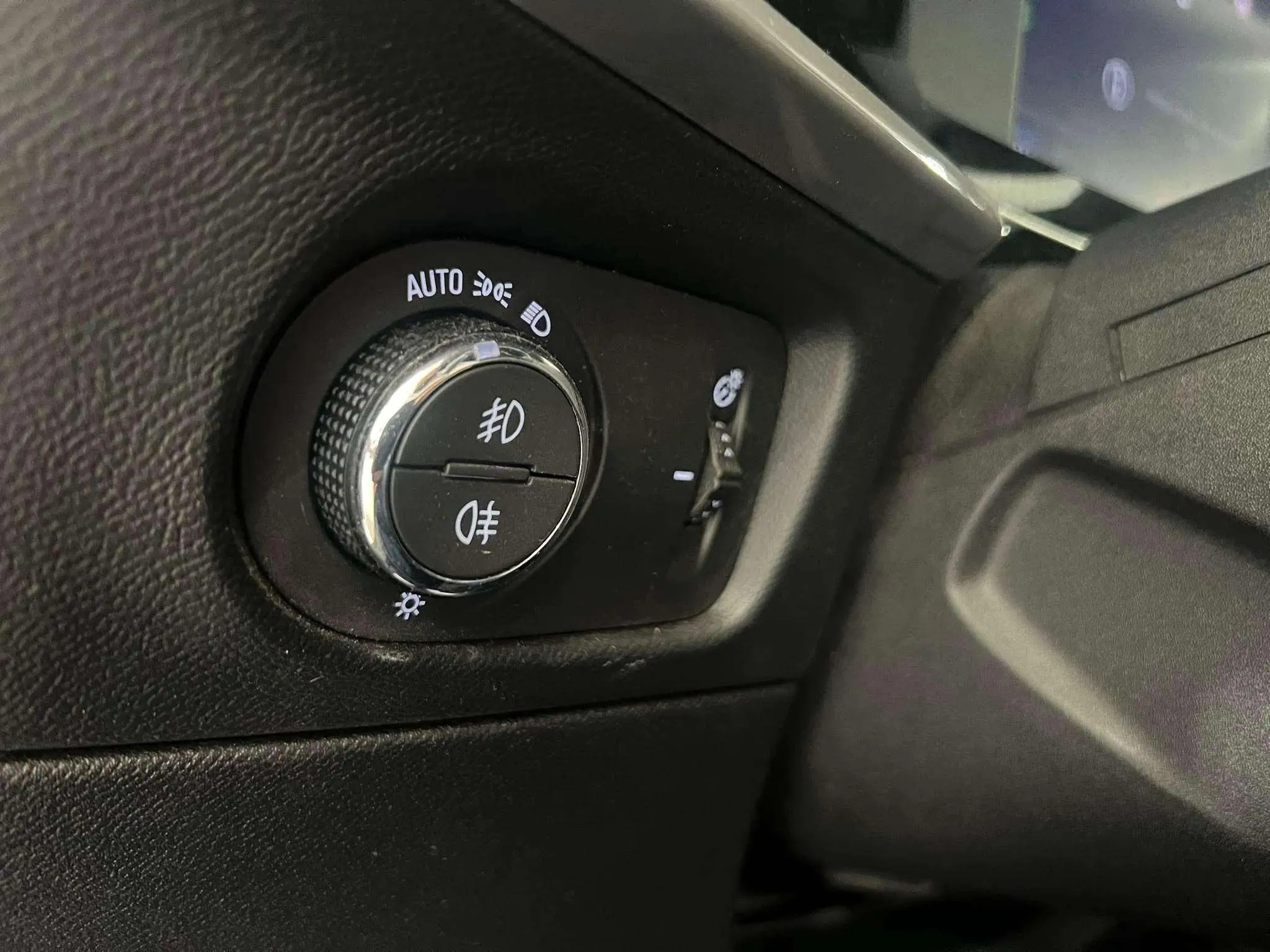 Opel Mokka 1.2 T XHT Hybrid eDCT6 Edition - foto 17