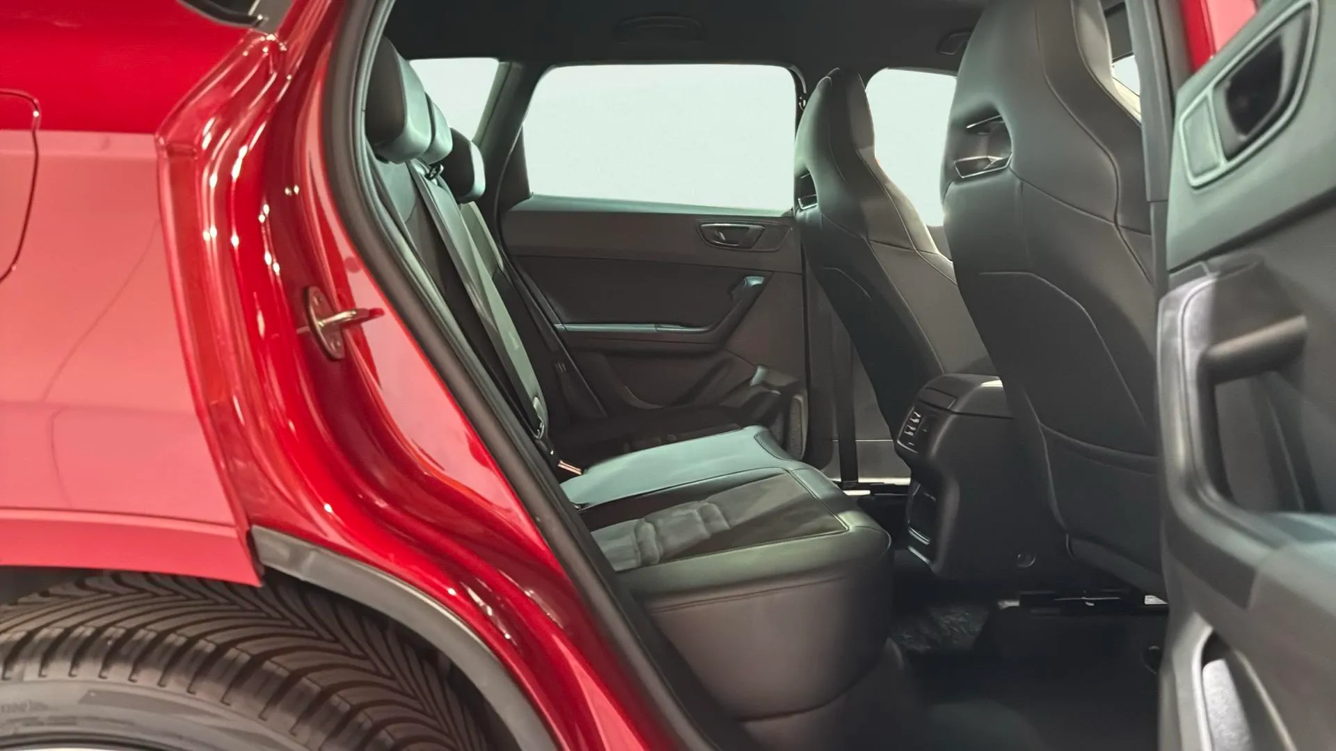 Cupra Ateca 2.0 TSI 4Drive DSG - foto 23
