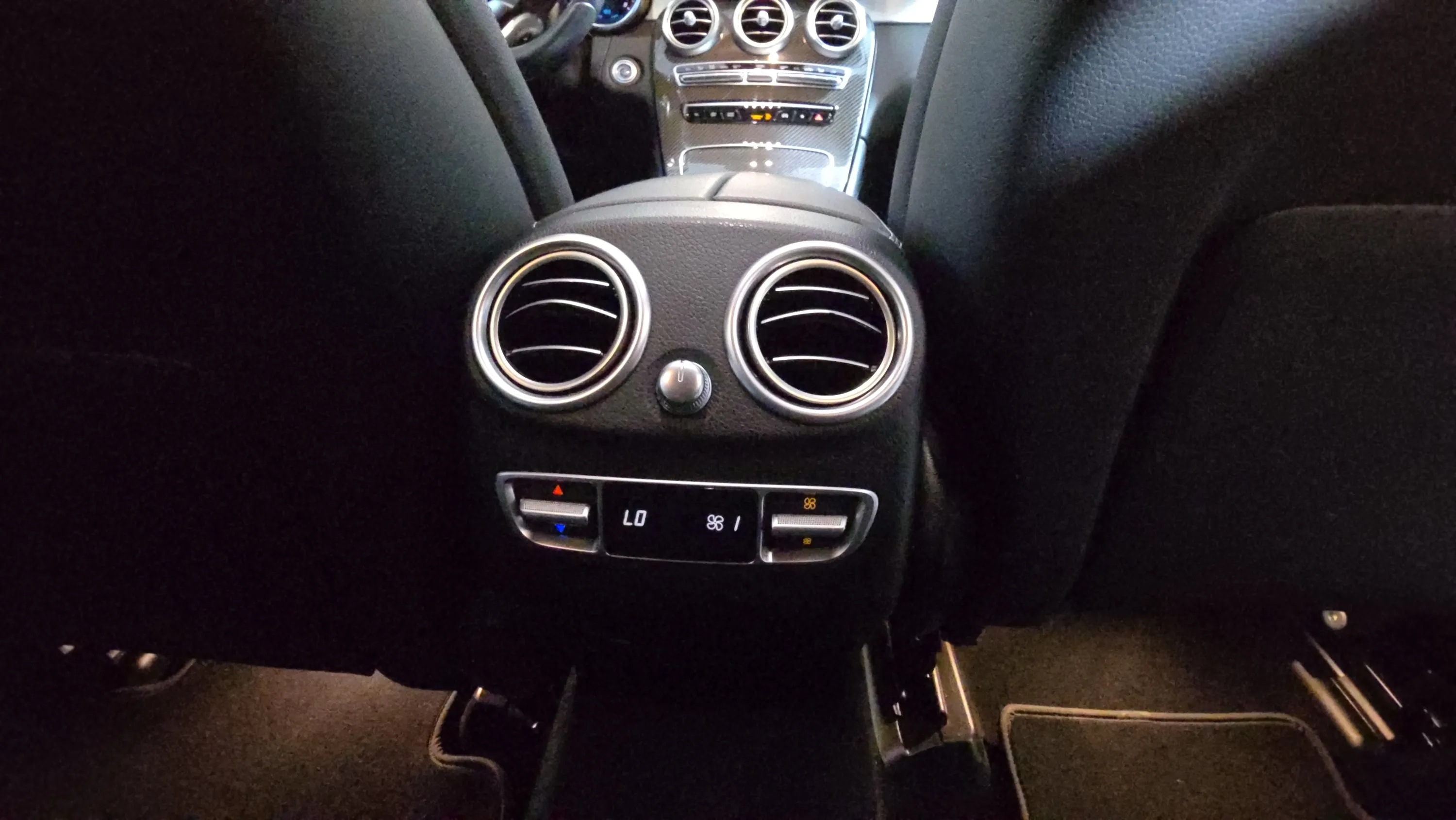 Mercedes-Benz GLC 200 4MATIC - foto 22