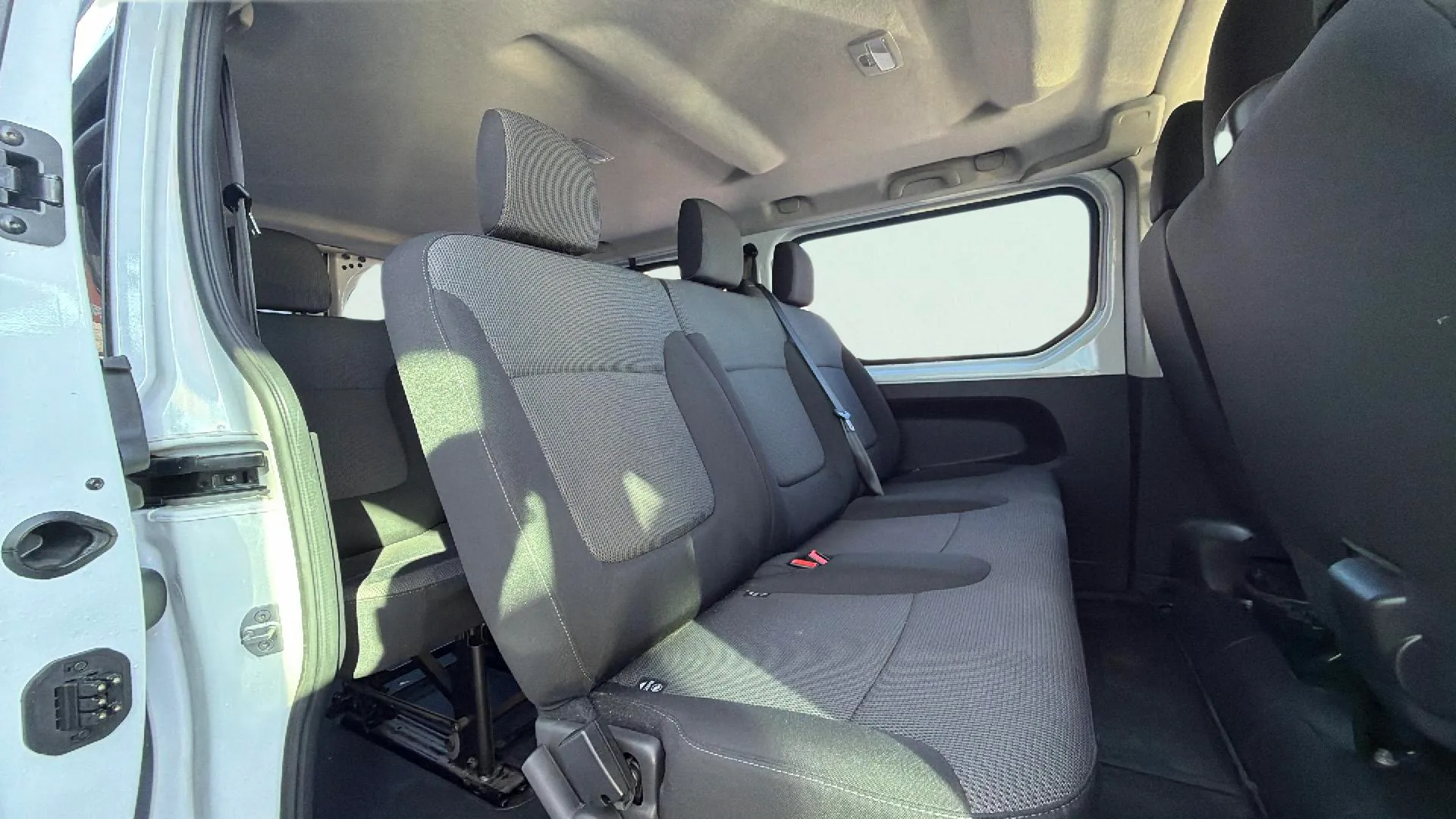 Renault Trafic Authent. Largo En Blue dCi - foto 13