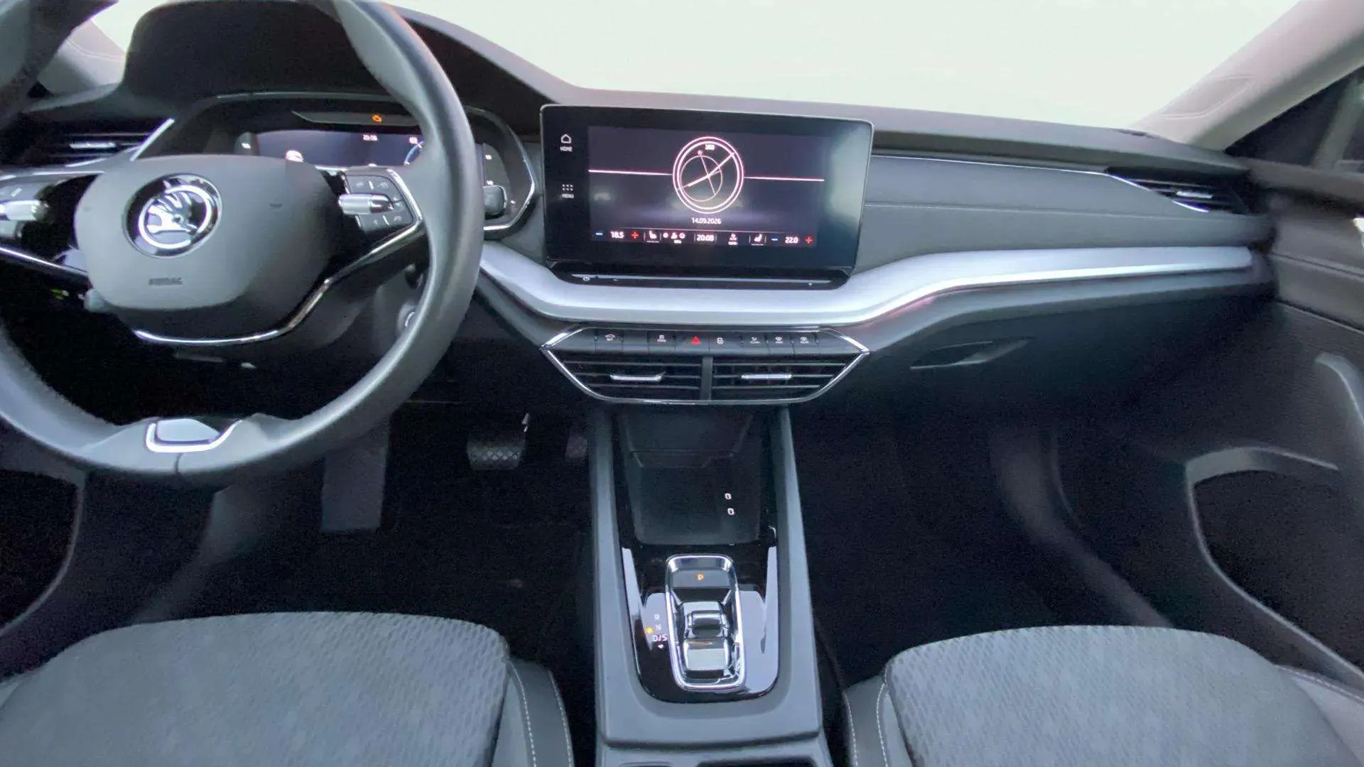 Škoda Octavia 2.0 TDI DSG Selection - foto 12