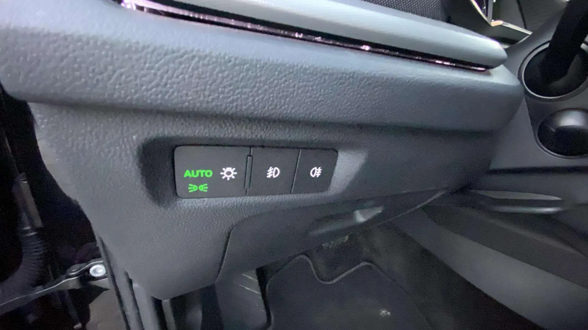 Škoda Octavia 2.0 TDI DSG Selection - foto 21