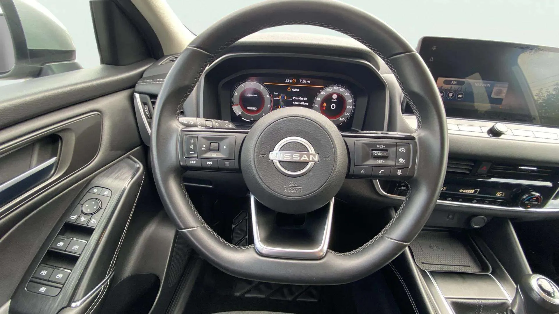 Nissan Qashqai DIG-T mHEV CVT 4x4 N-Connecta - foto 14