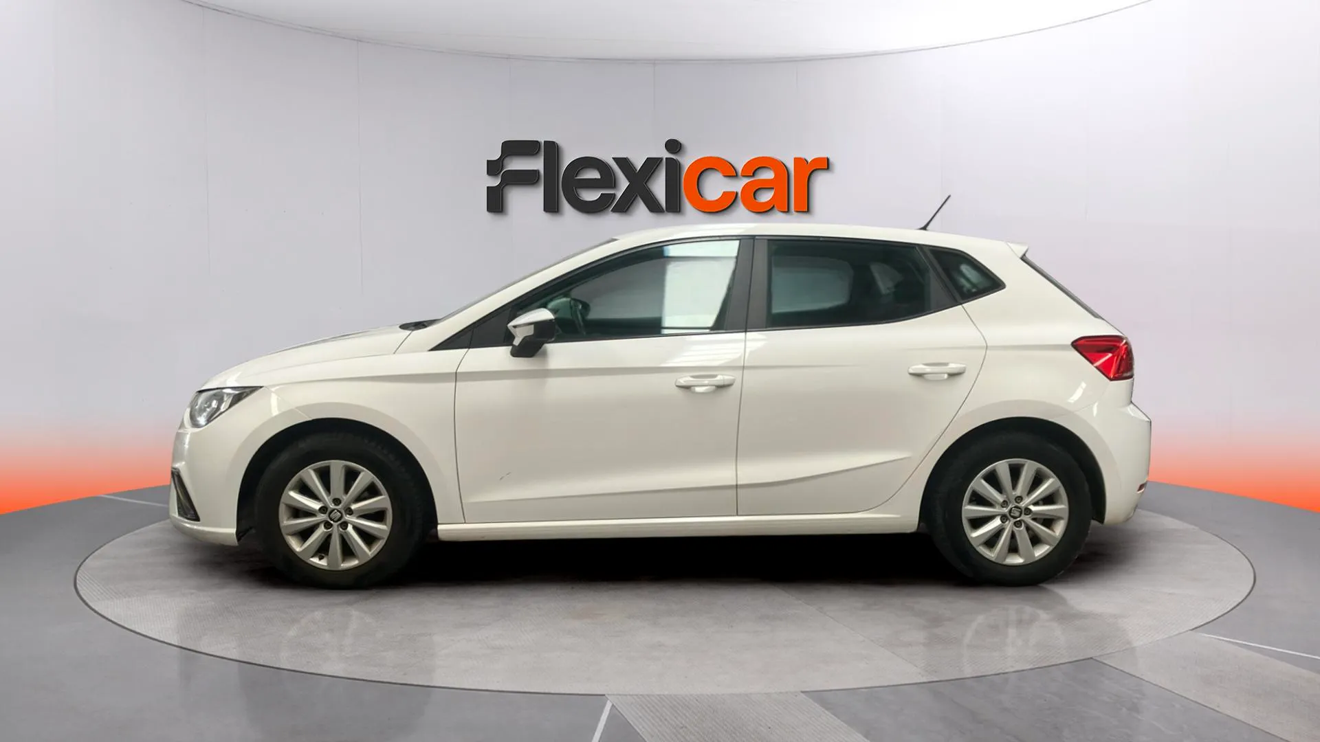 SEAT Ibiza 1.0 Reference Plus - foto 4
