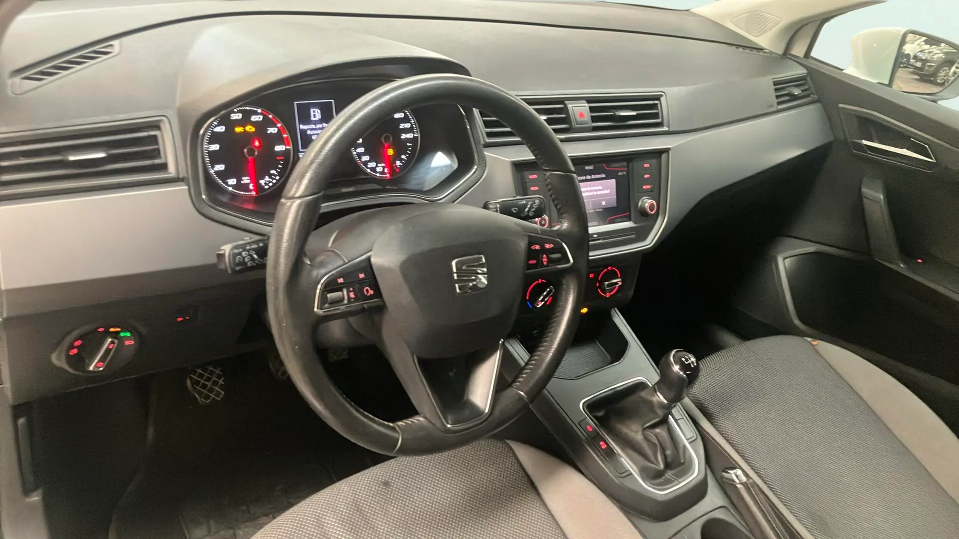 SEAT Ibiza 1.0 Reference Plus - foto 11