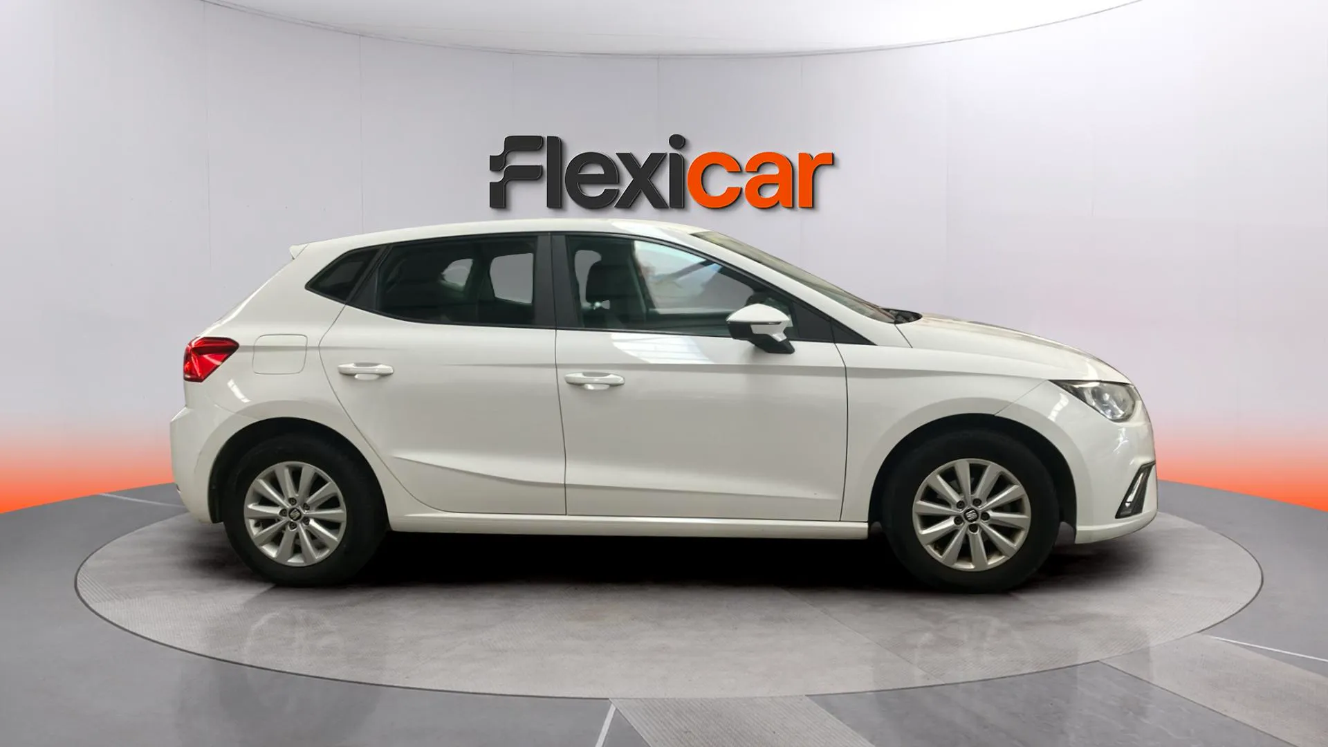 SEAT Ibiza 1.0 Reference Plus - foto 8