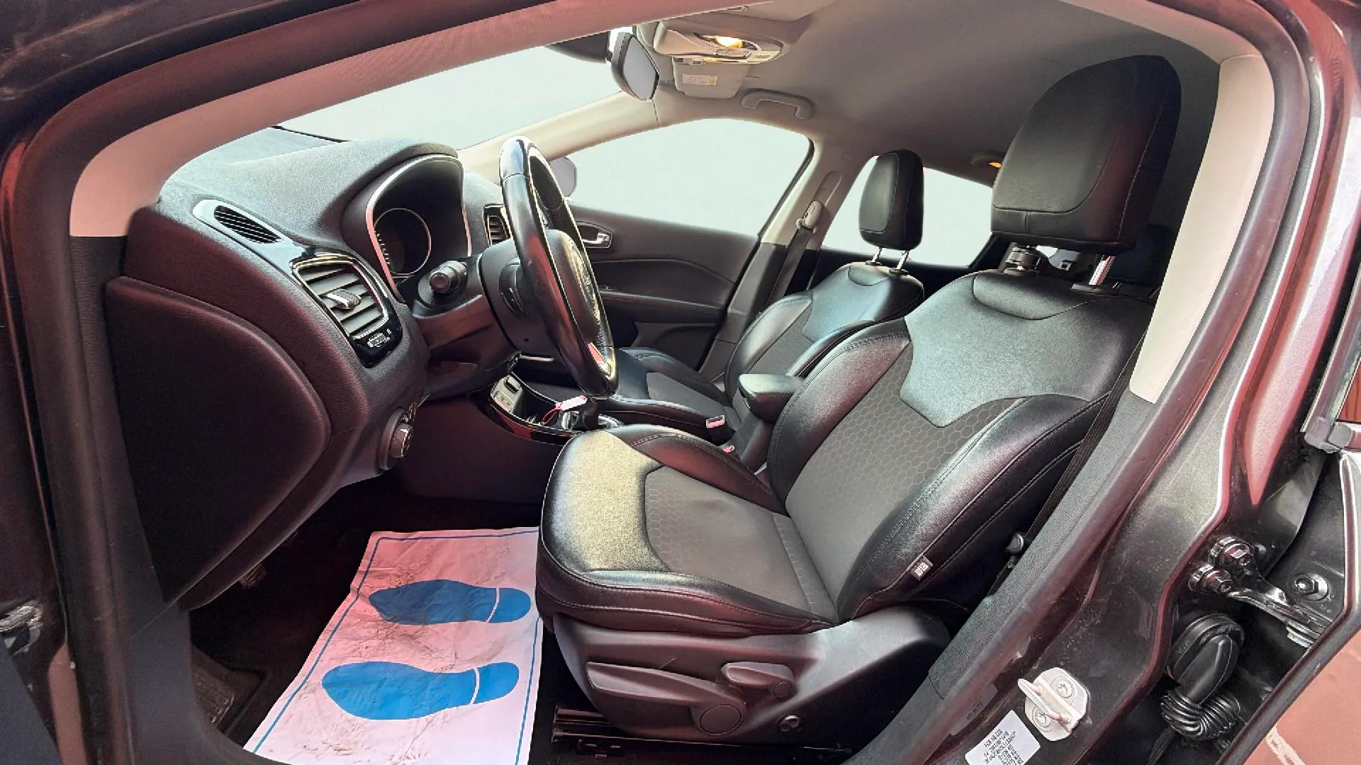 Jeep Compass 1.4 Mair Night Eagle 4x2 - foto 13