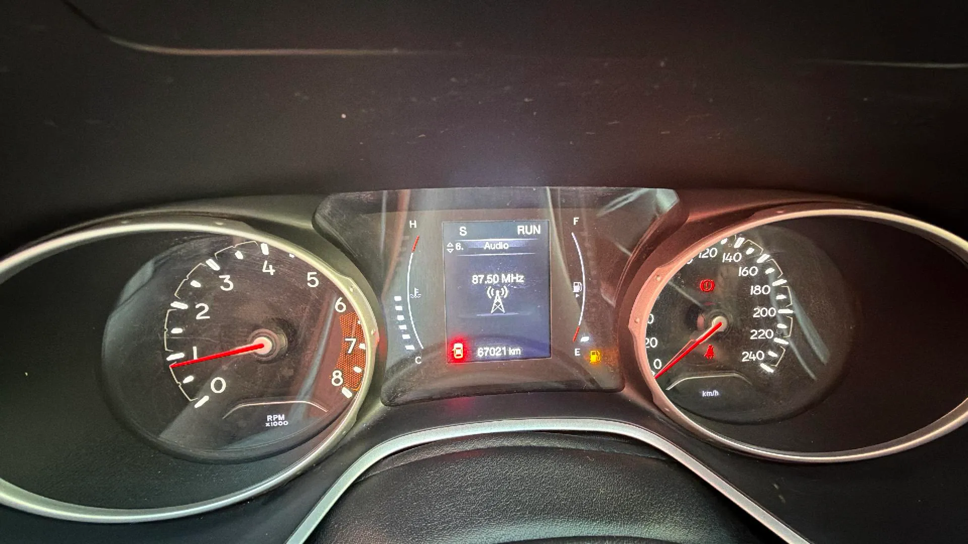 Jeep Compass 1.4 Mair Night Eagle 4x2 - foto 11