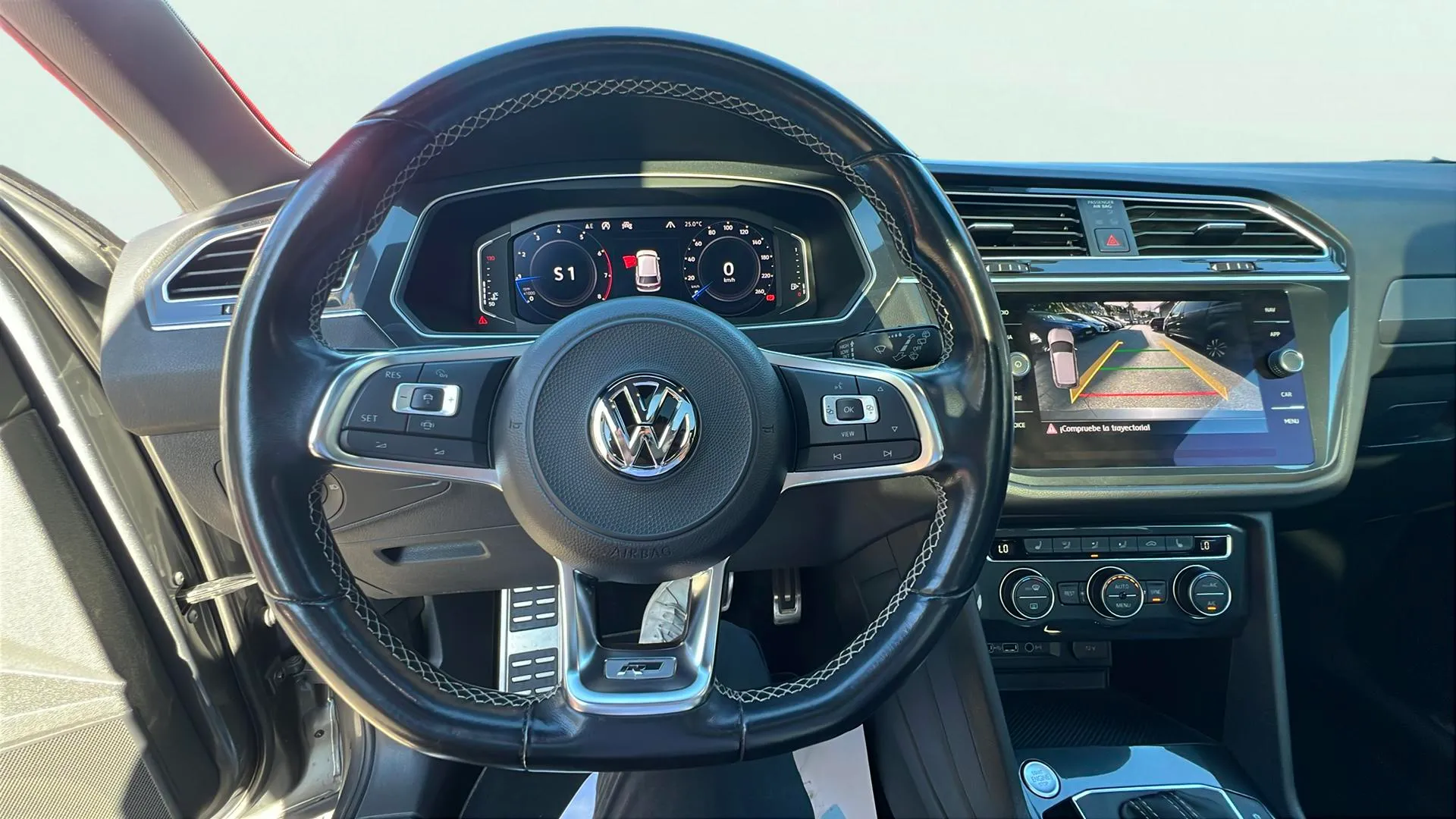 Volkswagen Tiguan R-Line 1.5 TSI DSG - foto 21