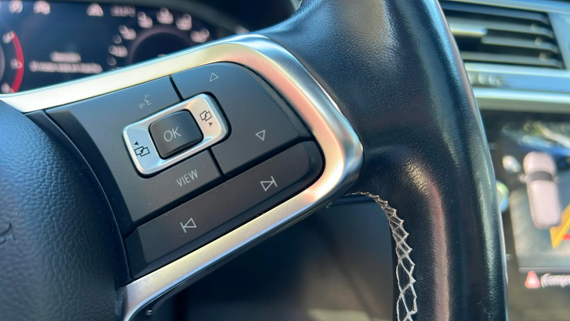 Volkswagen Tiguan R-Line 1.5 TSI DSG - foto 18