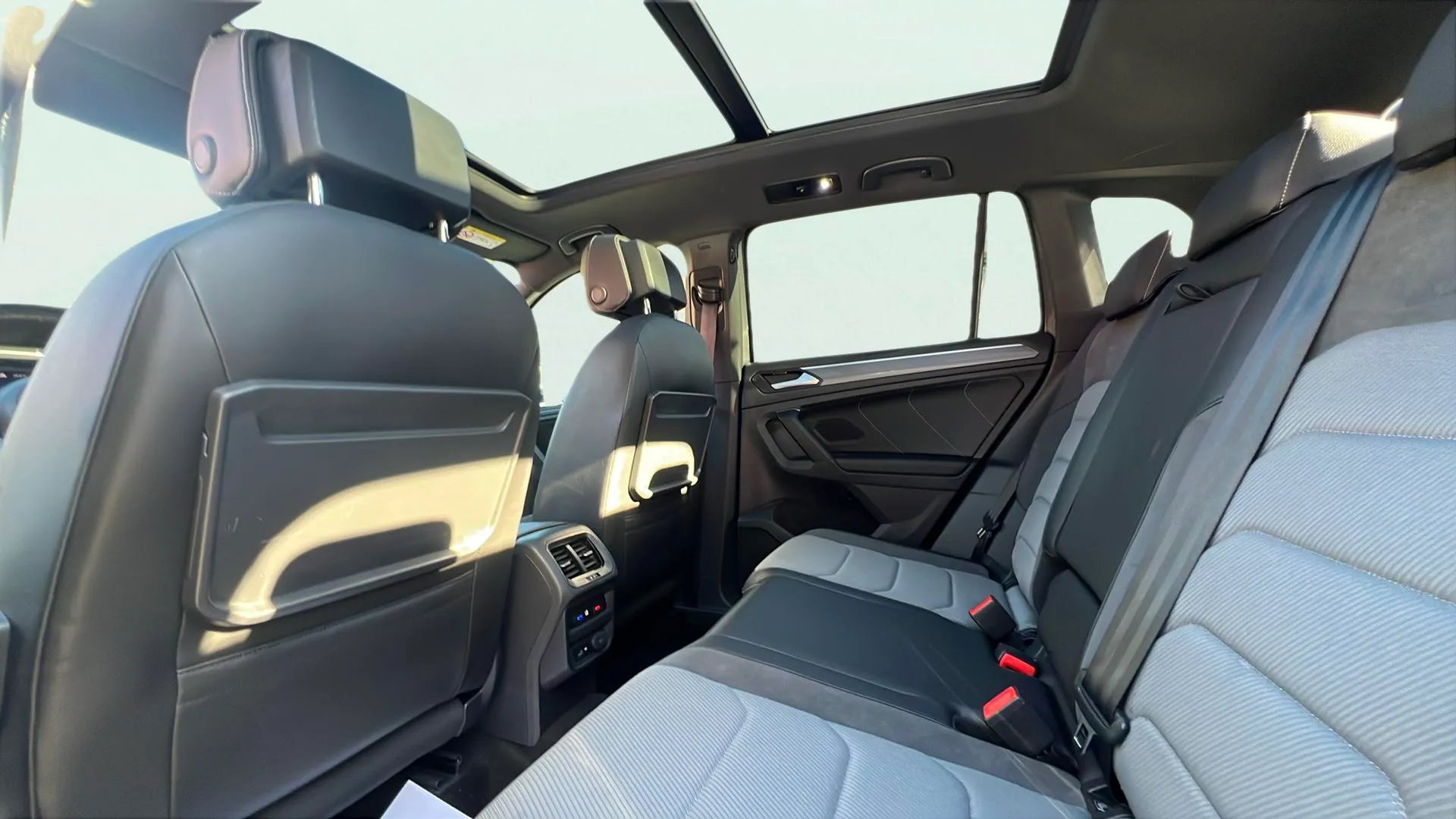 Volkswagen Tiguan R-Line 1.5 TSI DSG - foto 26