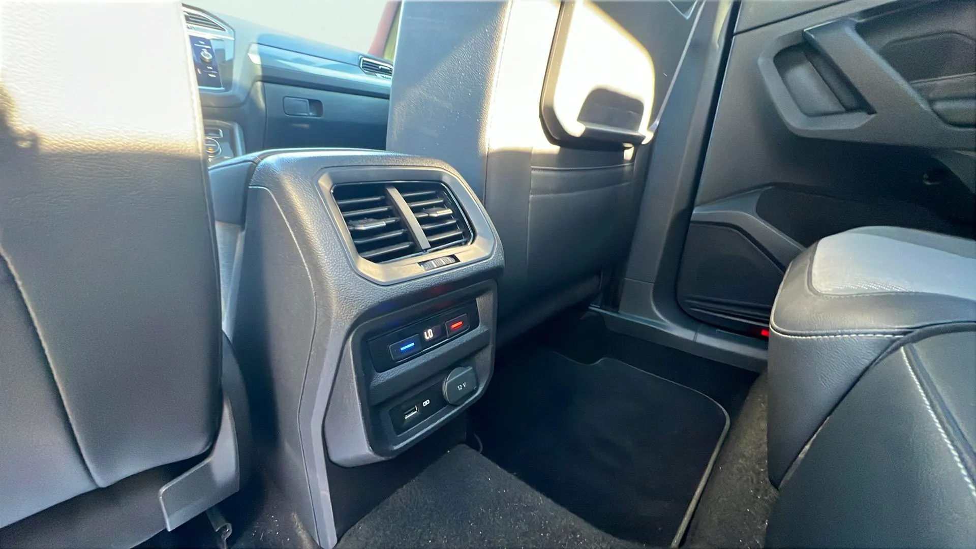 Volkswagen Tiguan R-Line 1.5 TSI DSG - foto 28