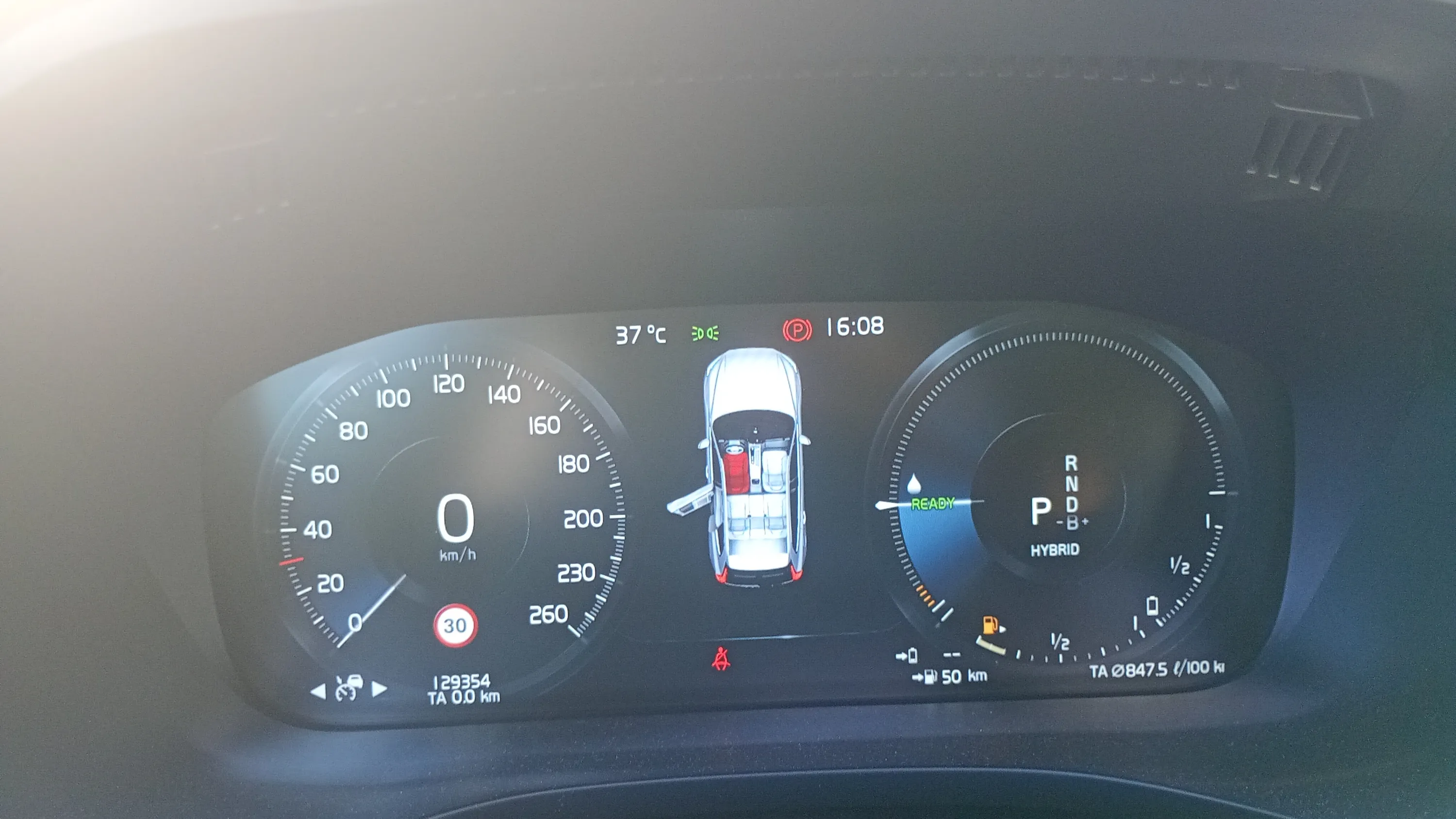 Volvo XC60 2.0 T8 AWD Momentum - foto 9