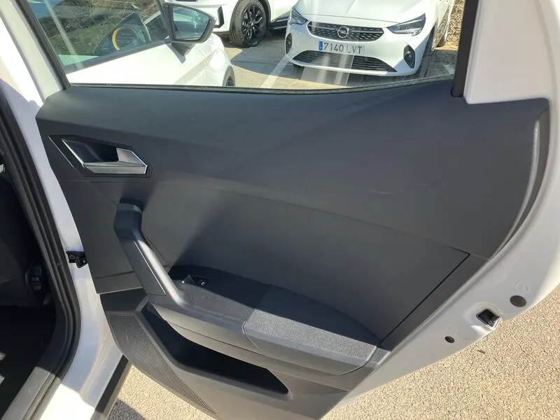 SEAT Arona 1.0 TSI DSG Style XL - foto 32