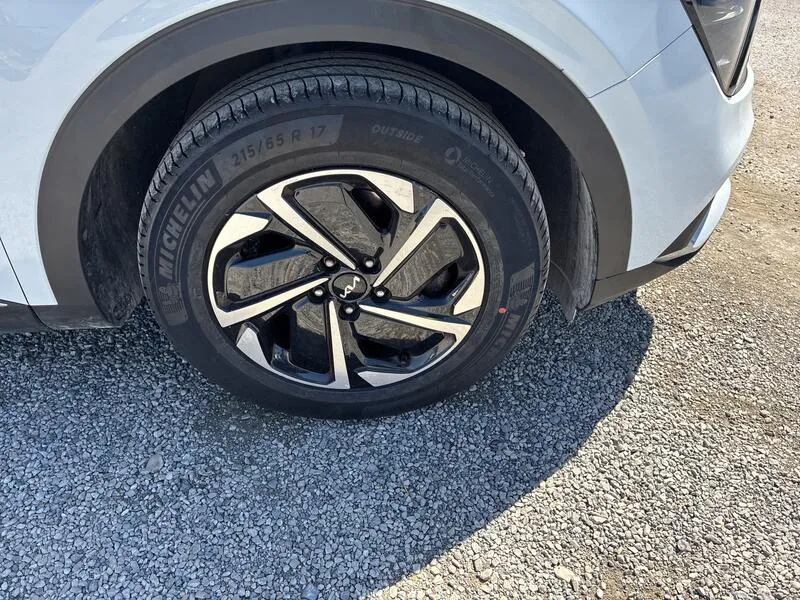 Kia Sportage 1.6 T-GDi MHEV Drive 4x2 - foto 13