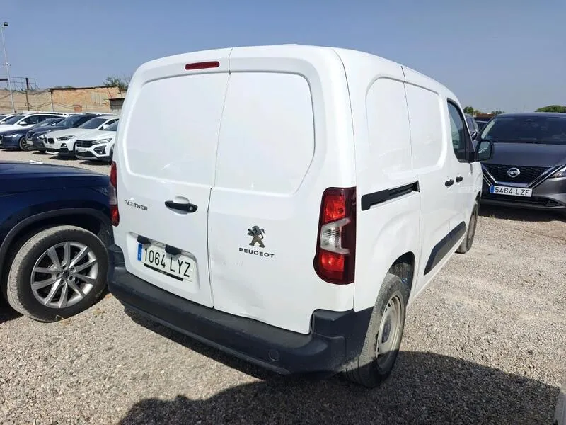 Peugeot Partner BlueHDi - foto 29