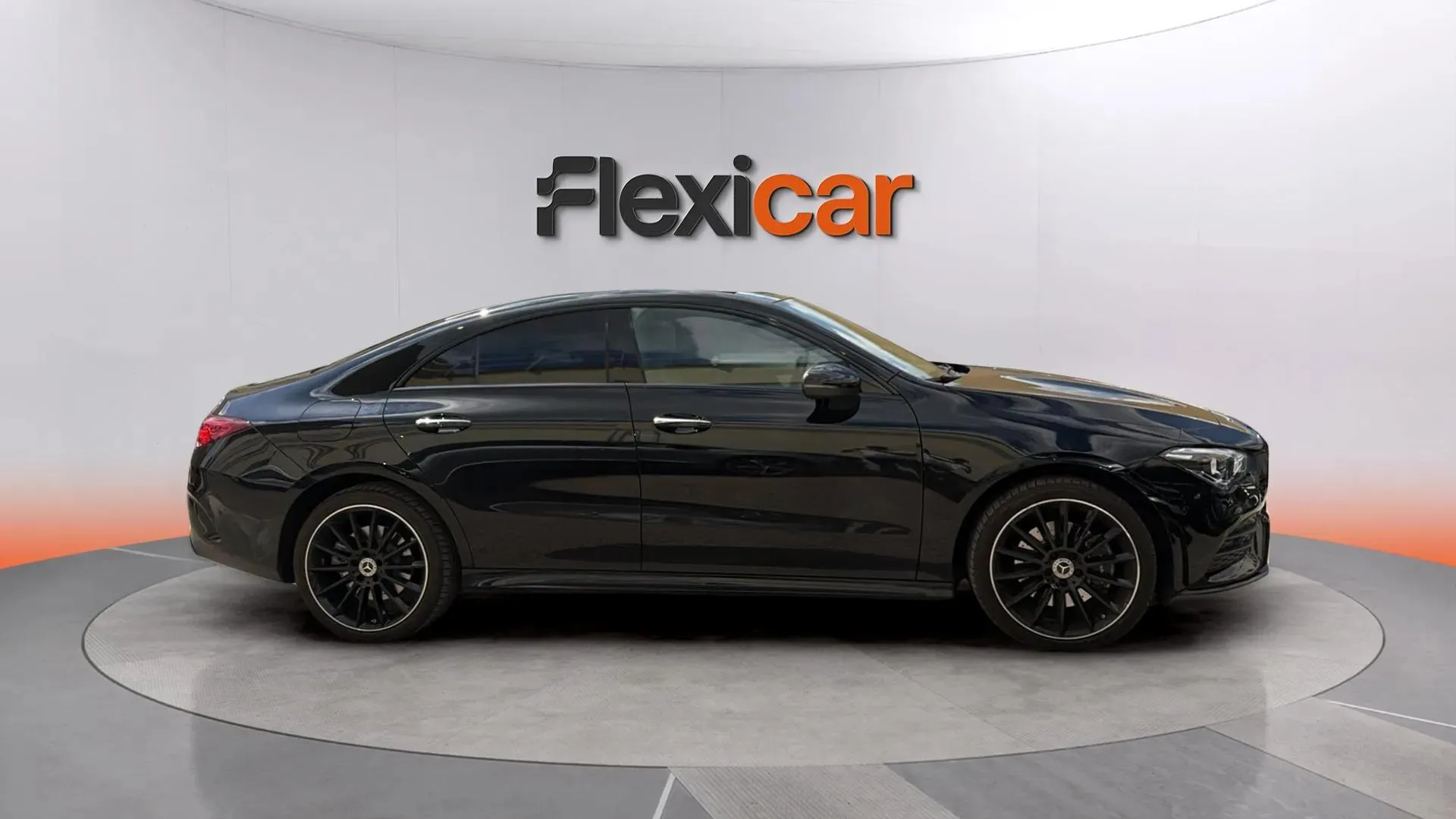 Mercedes-Benz CLA 250 e - foto 3