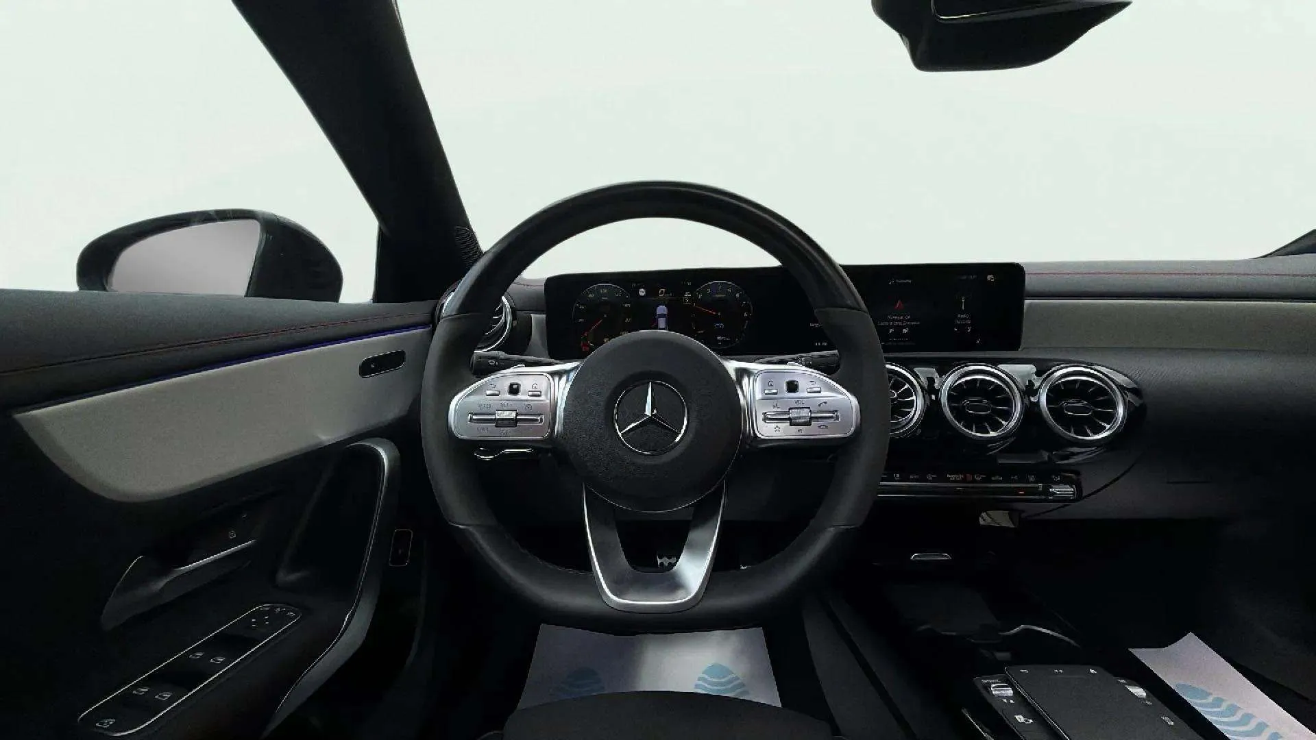 Mercedes-Benz CLA 250 e - foto 9