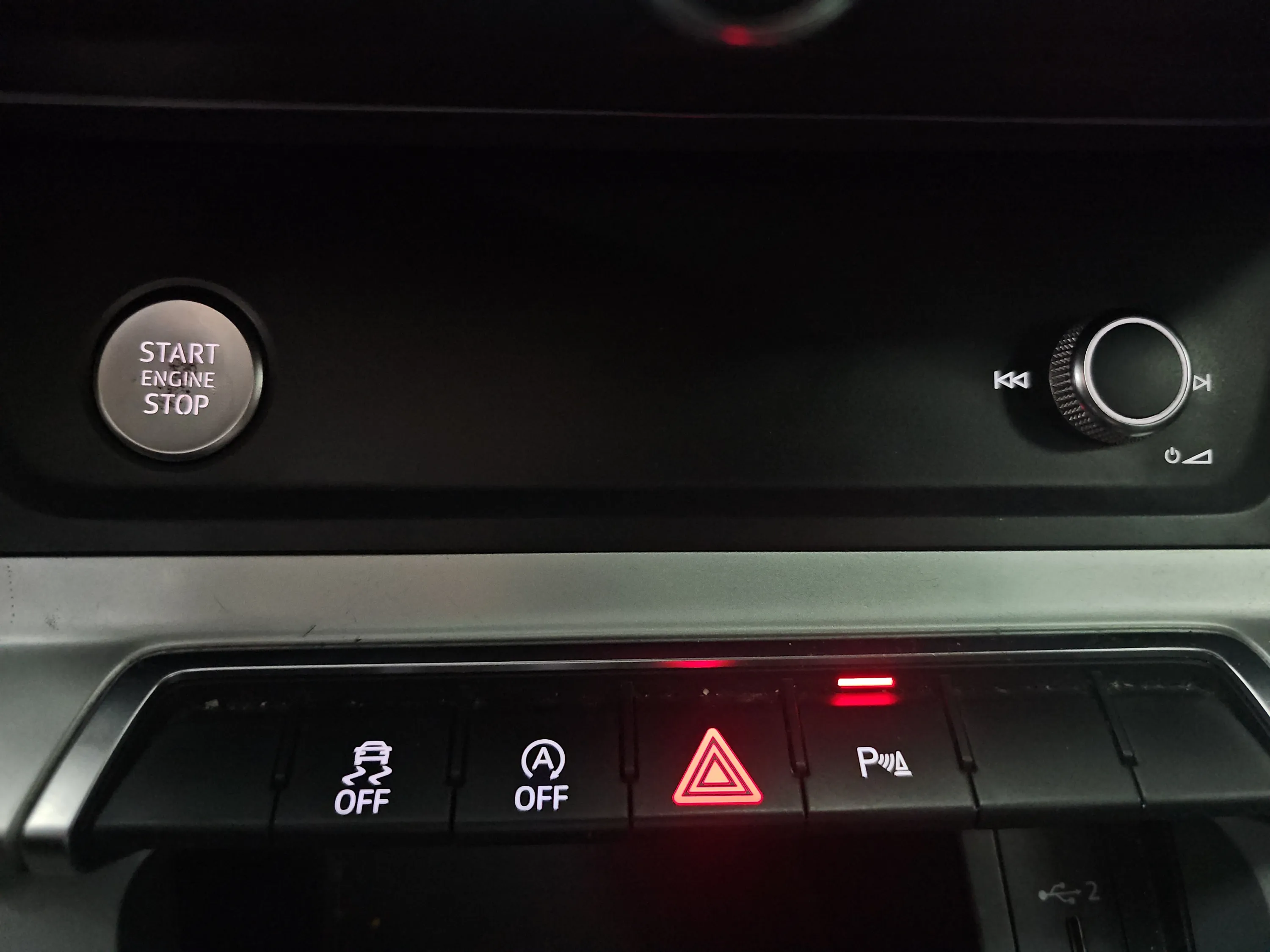 Audi Q3 35 TFSI - foto 24