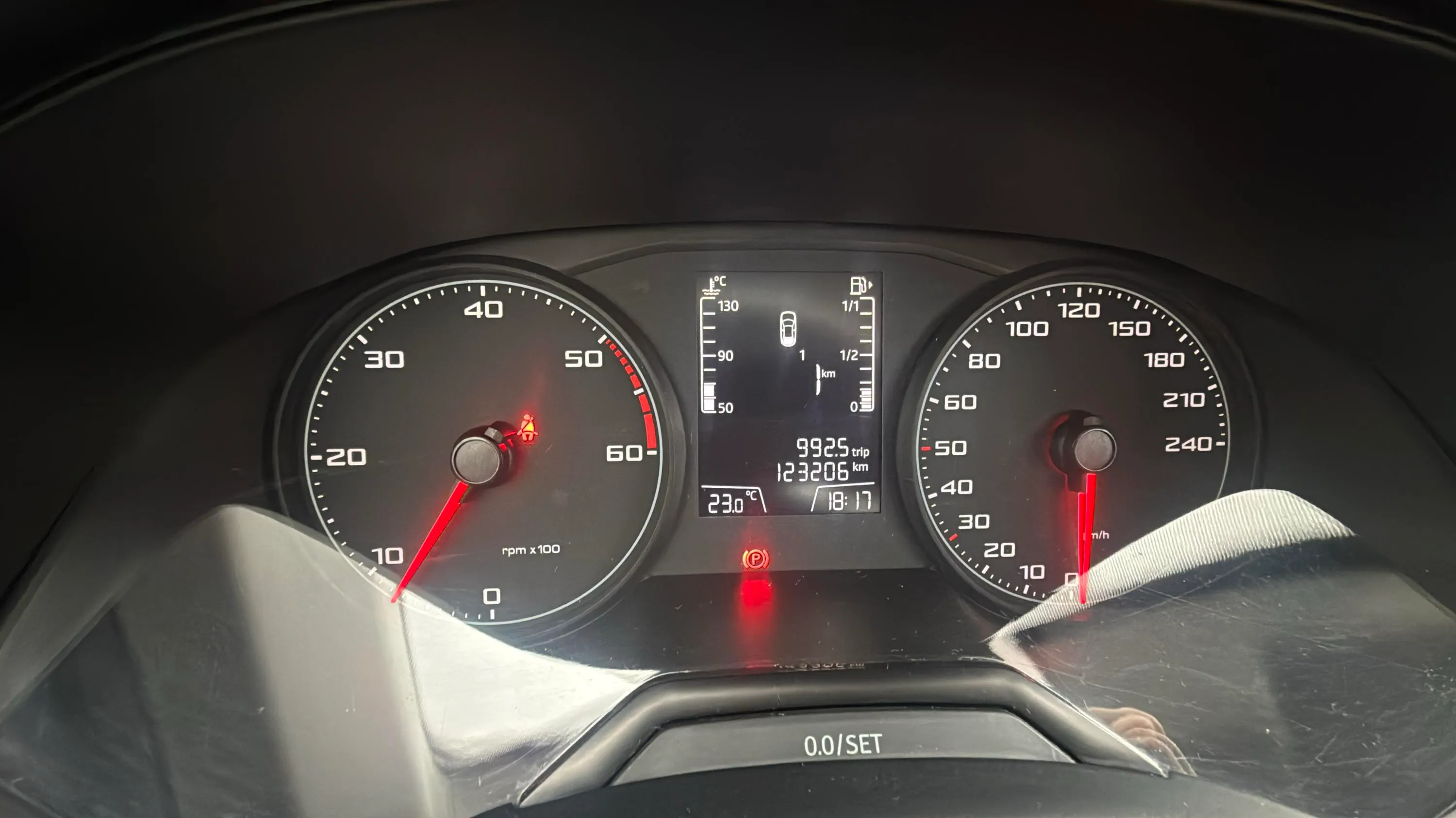 SEAT Arona 1.6 TDI Style Ecomotive - foto 10