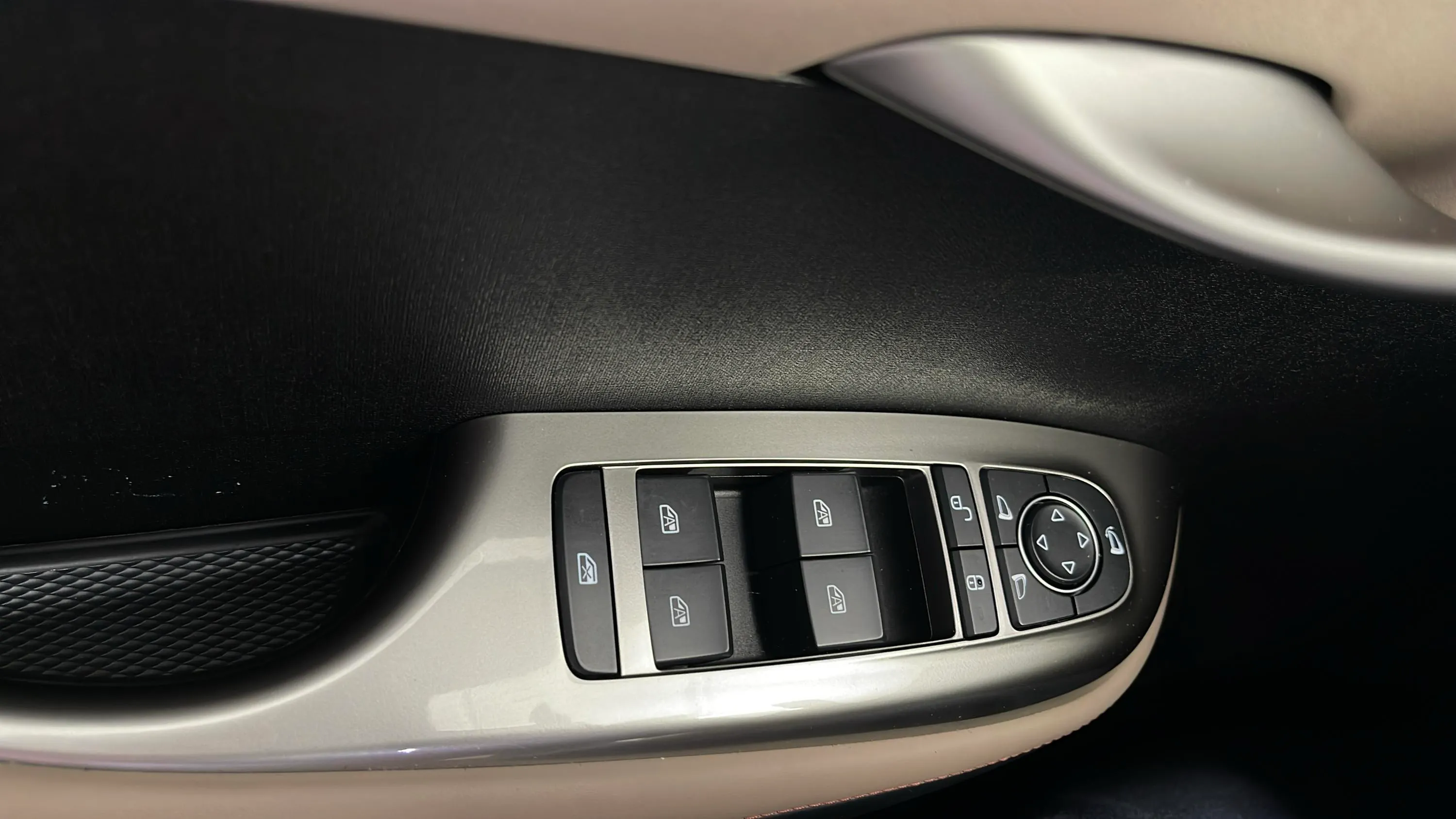BYD Dolphin Comfort - foto 14