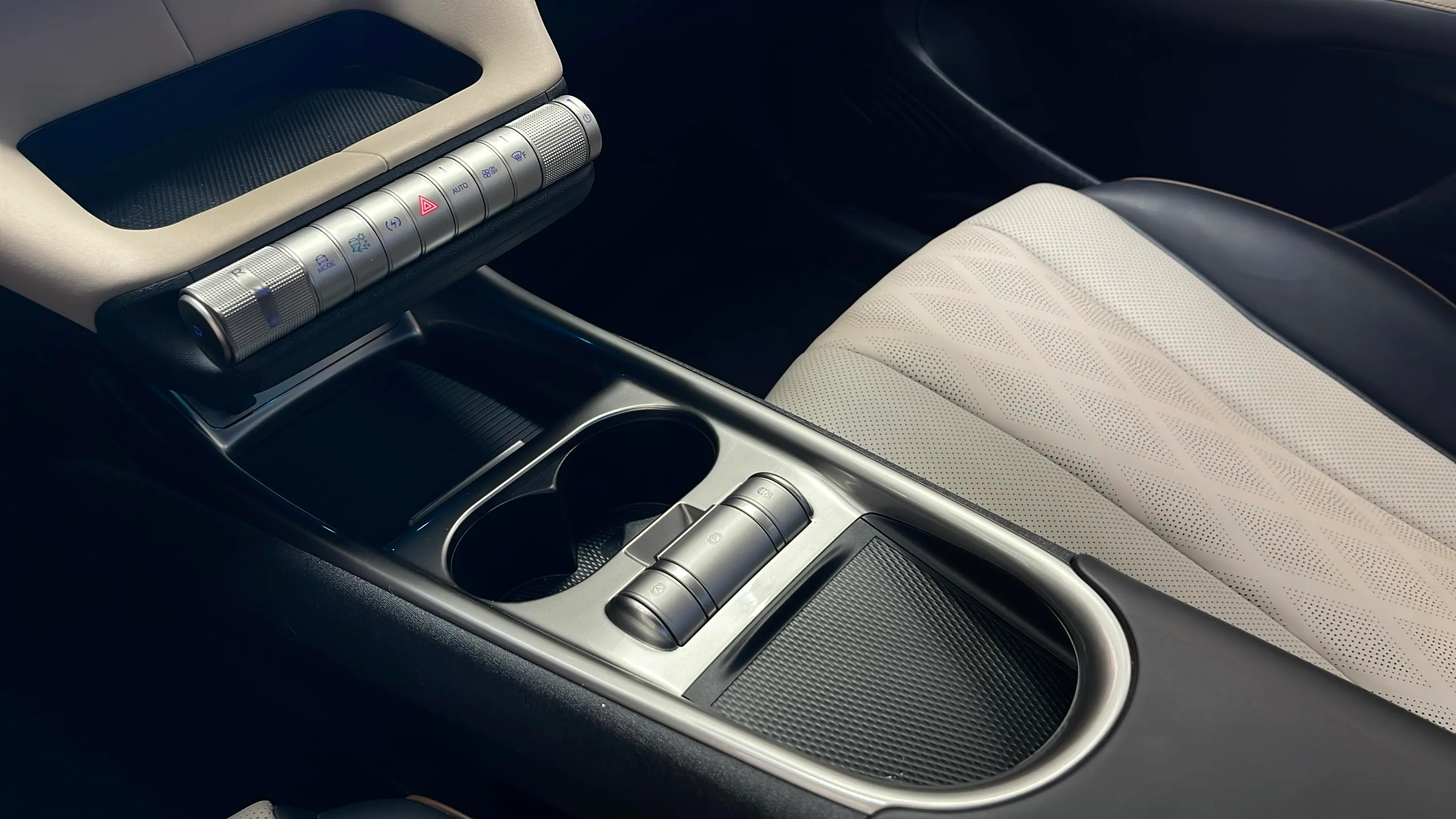 BYD Dolphin Comfort - foto 18