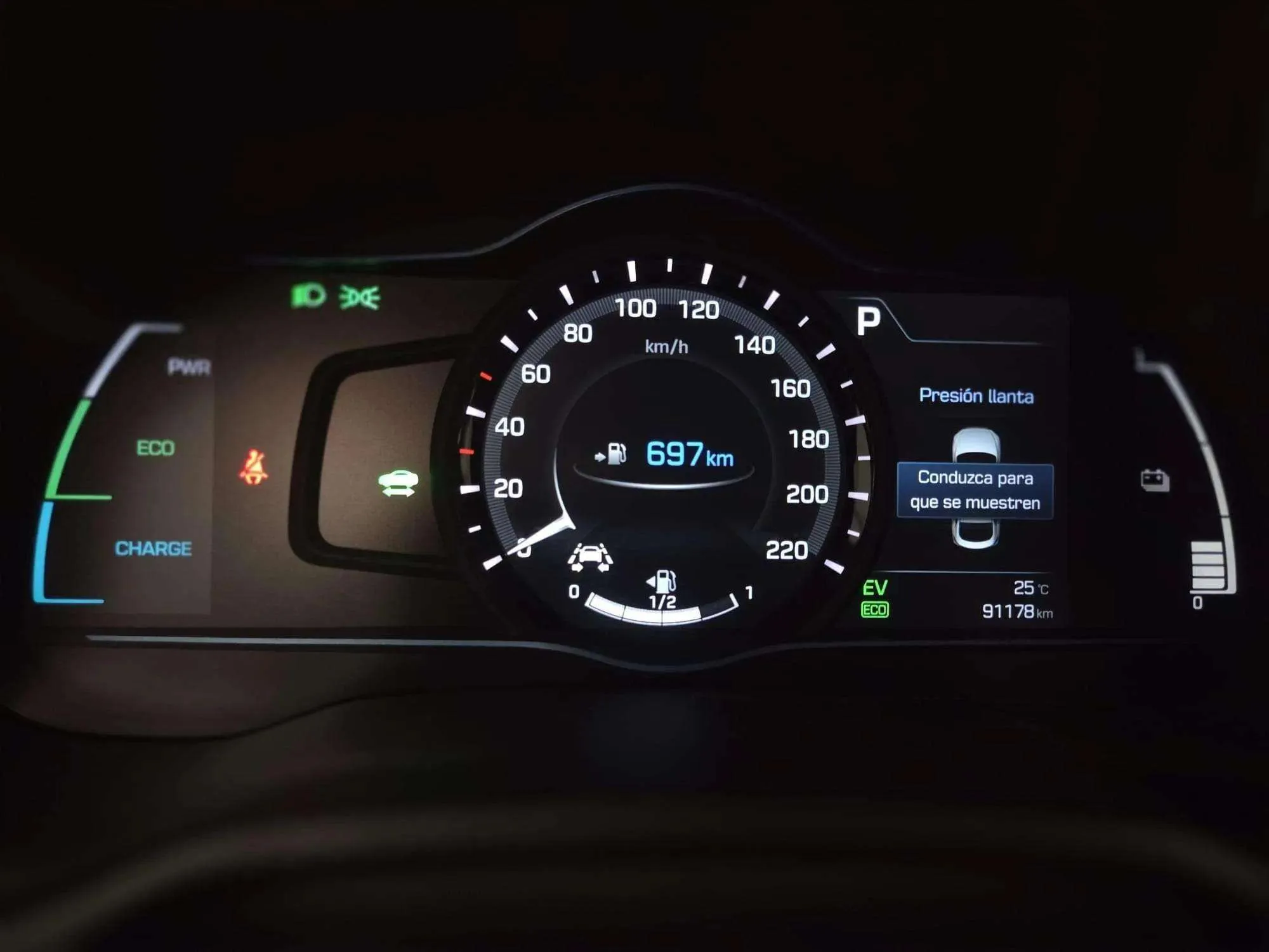 Hyundai Ioniq 1.6 GDI HEV Style DCT - foto 27