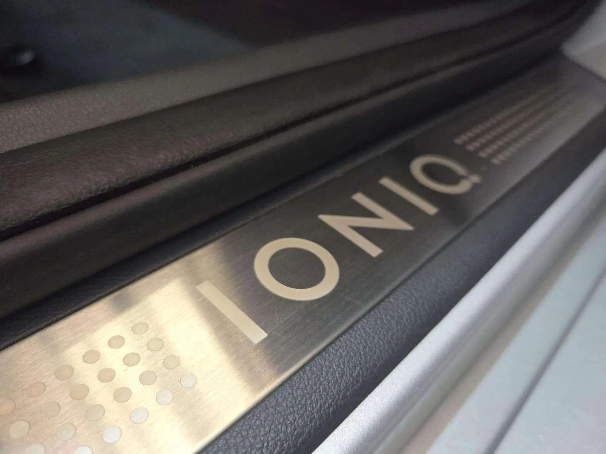 Hyundai Ioniq 1.6 GDI HEV Style DCT - foto 11