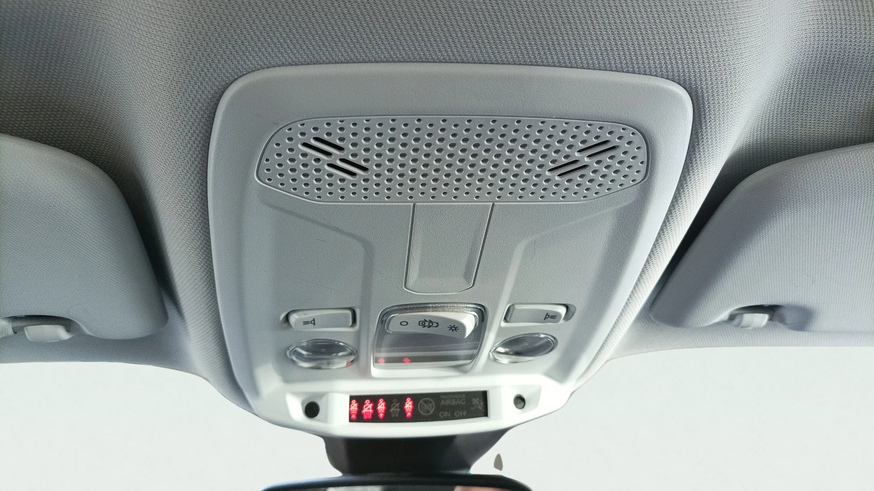 Peugeot 2008 Active BlueHDi - foto 27