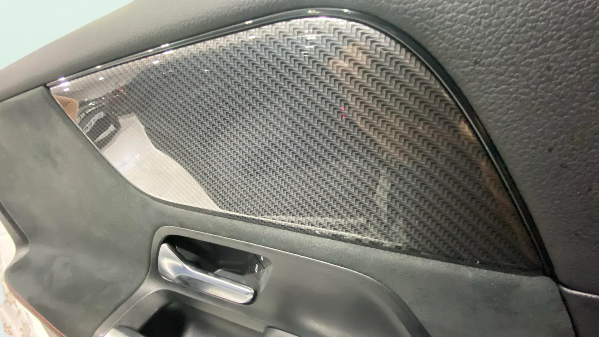 Mercedes-Benz GLA 200 D 4MATIC - foto 24