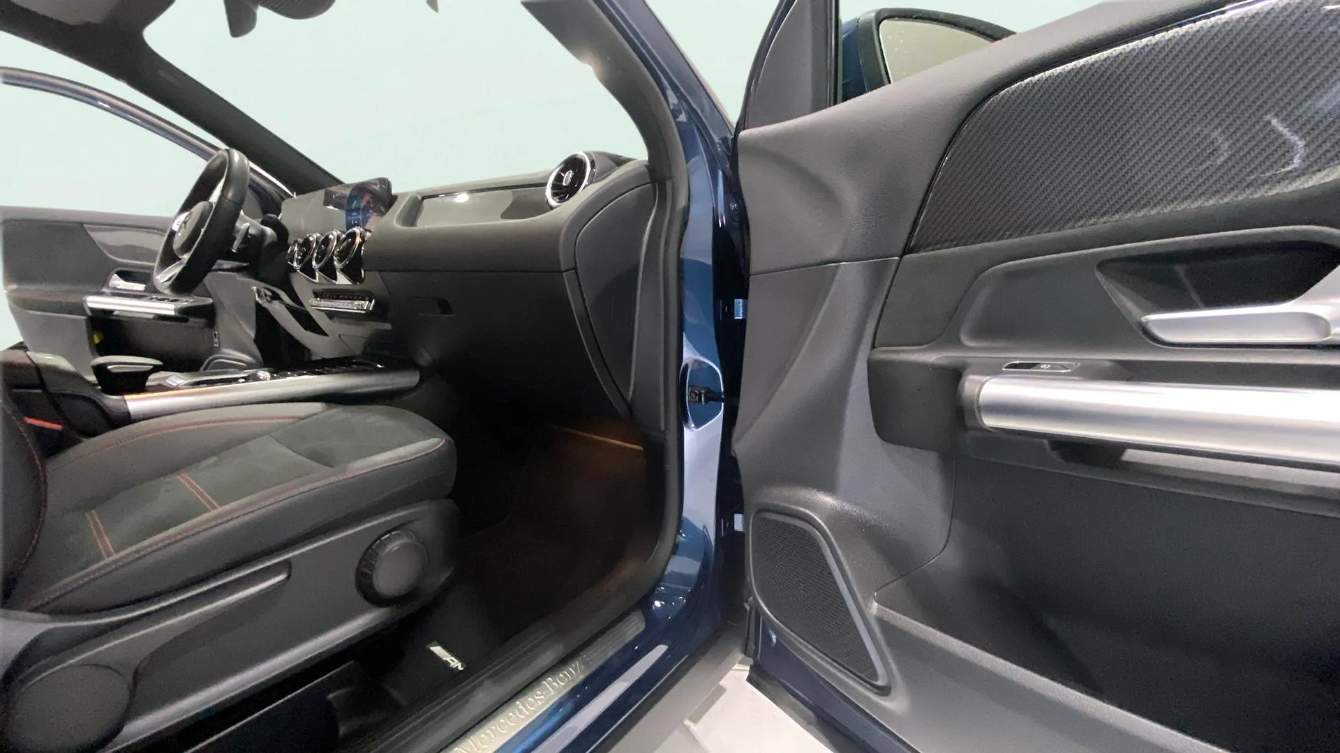 Mercedes-Benz GLA 200 D 4MATIC - foto 12