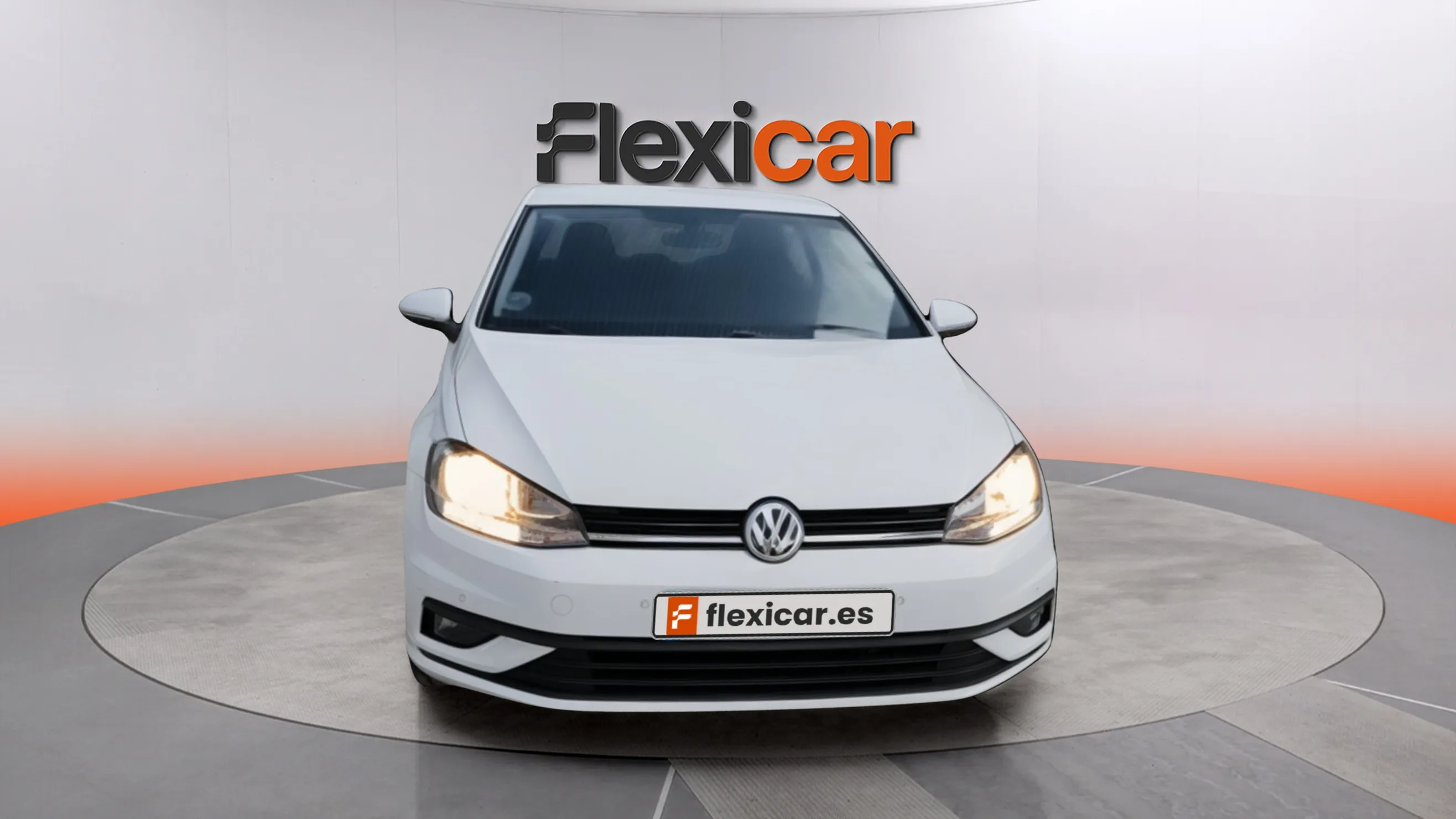 Volkswagen Golf Advance 1.0 TSI - foto 2