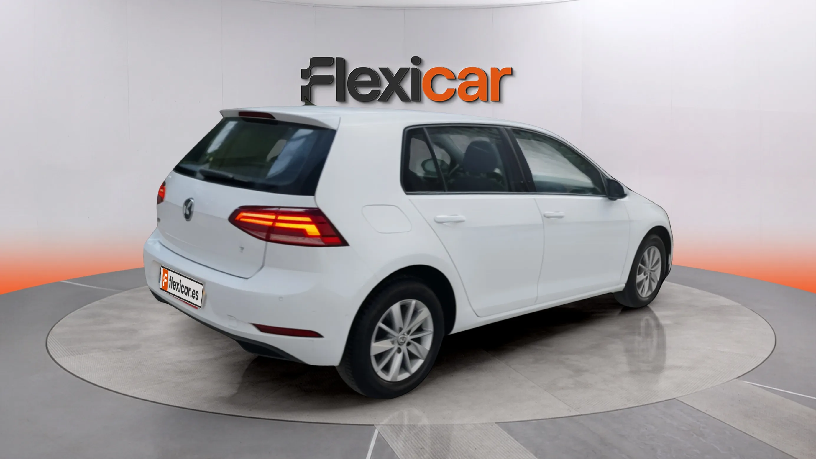 Volkswagen Golf Advance 1.0 TSI - foto 7