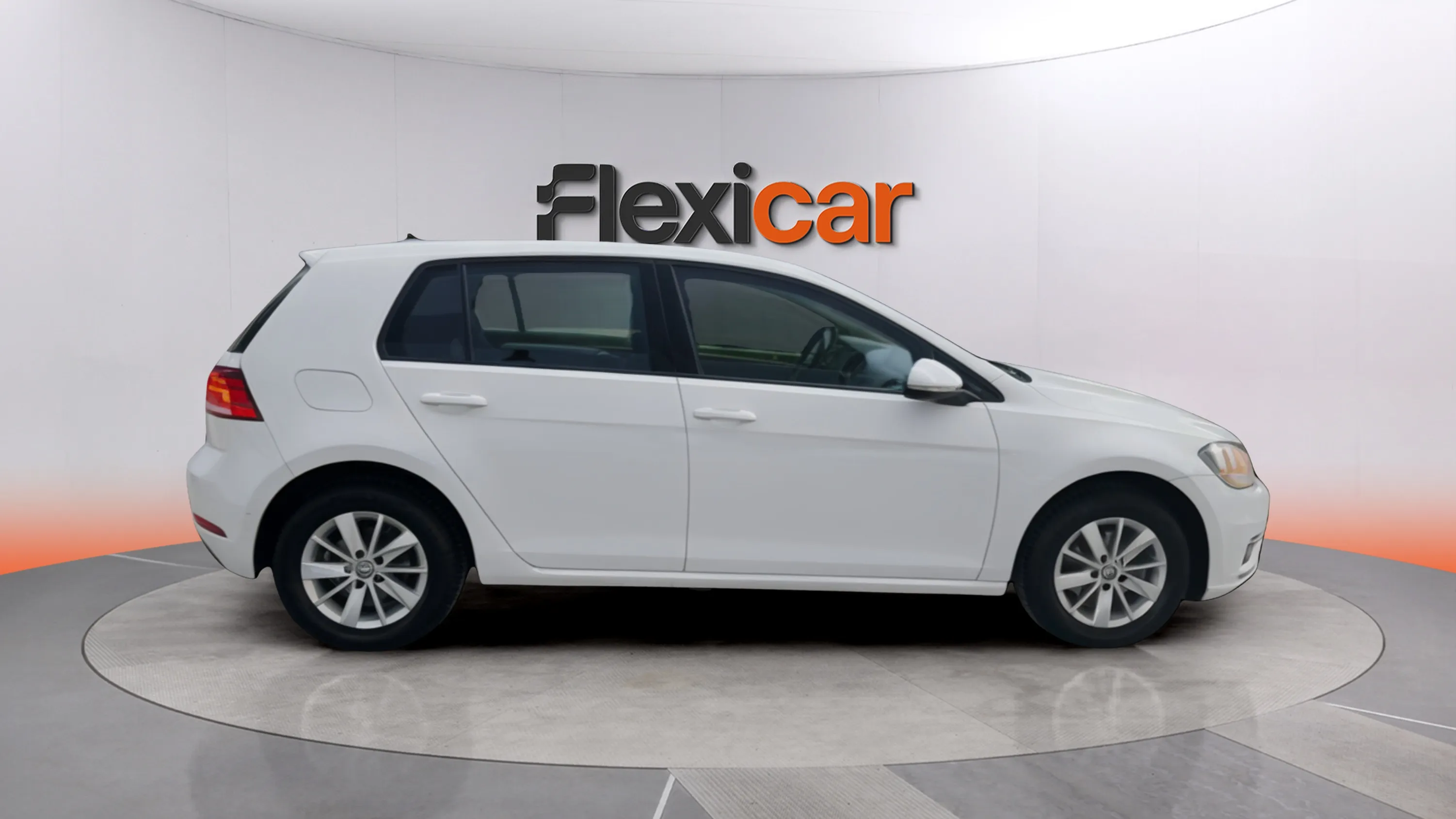Volkswagen Golf Advance 1.0 TSI - foto 8